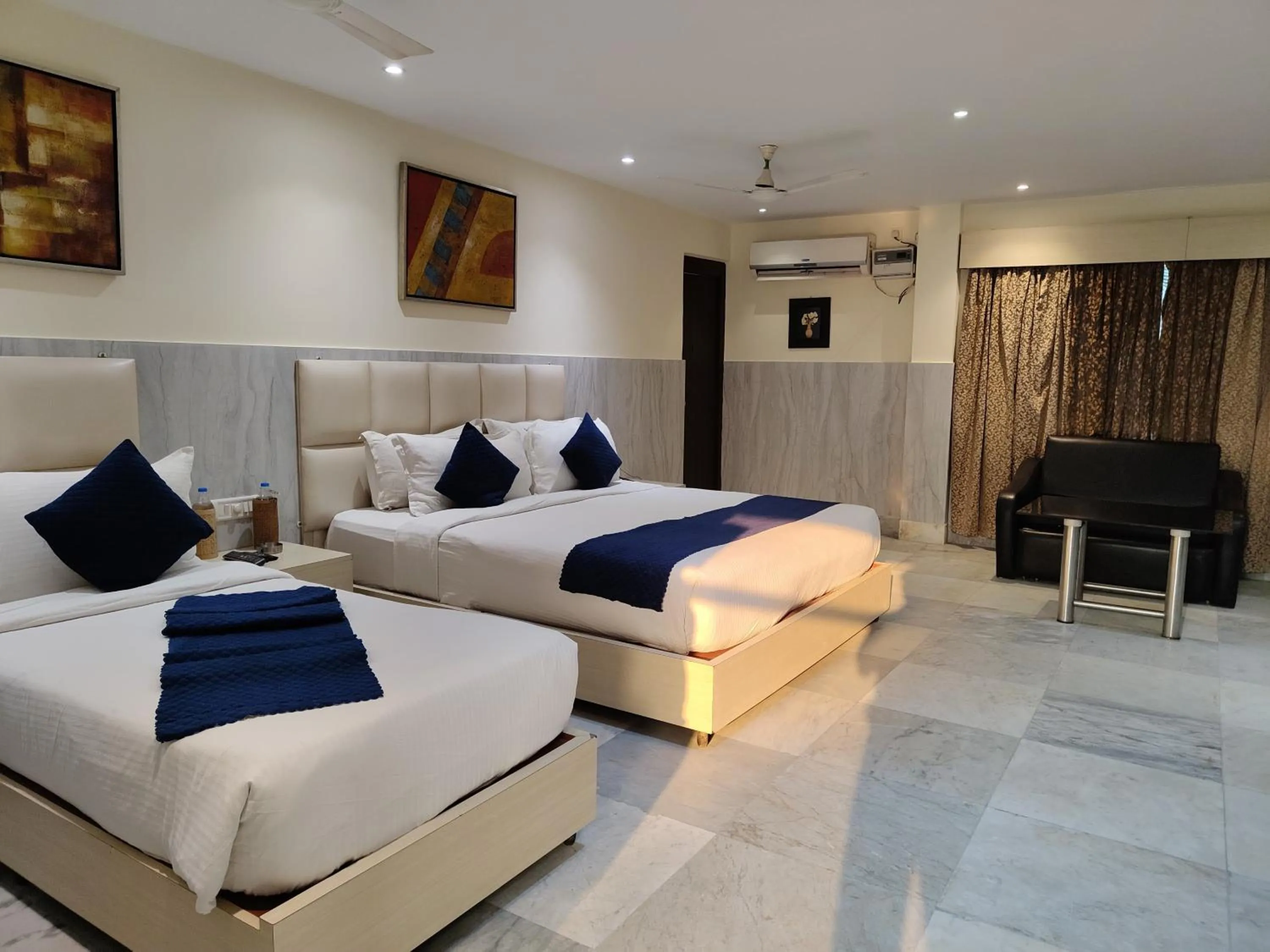 Bed in Sher-E-Punjab