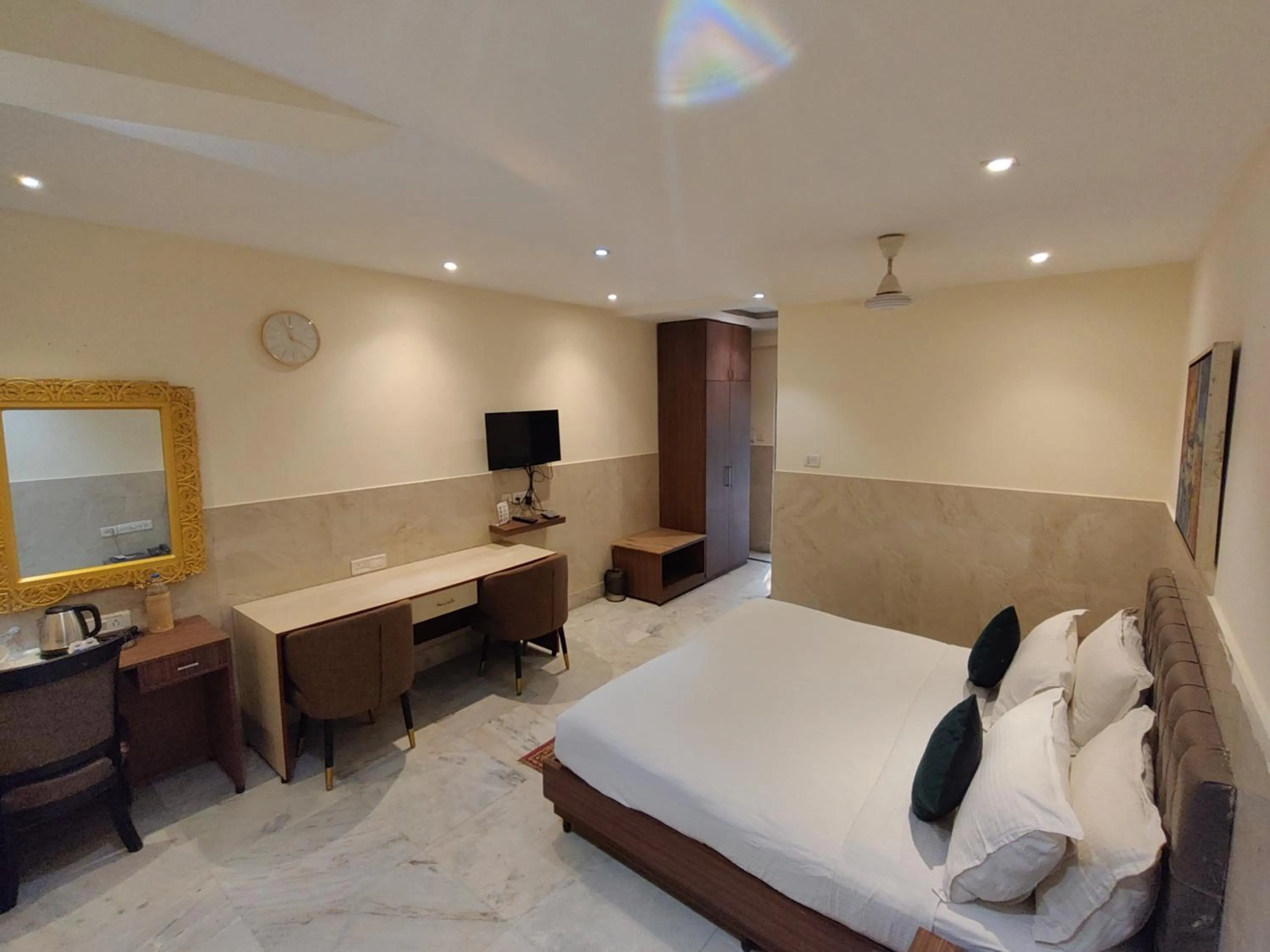 Bed in Sher-E-Punjab