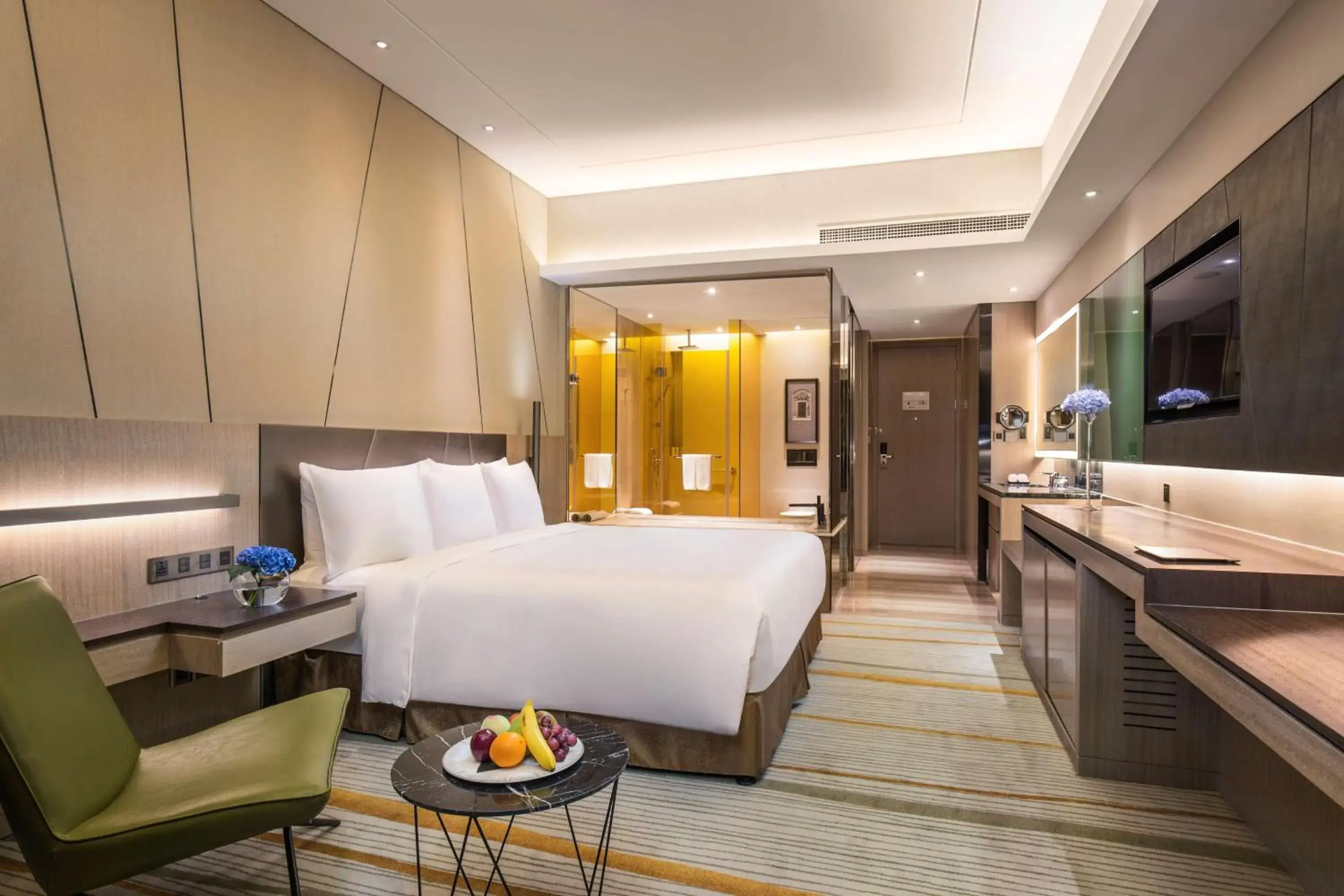 Photo of the whole room, Bed in Radisson Blu Shanghai Pudong Jinqiao Photo of the whole room, Bed in Radisson Blu Shanghai Pudong Jinqiao