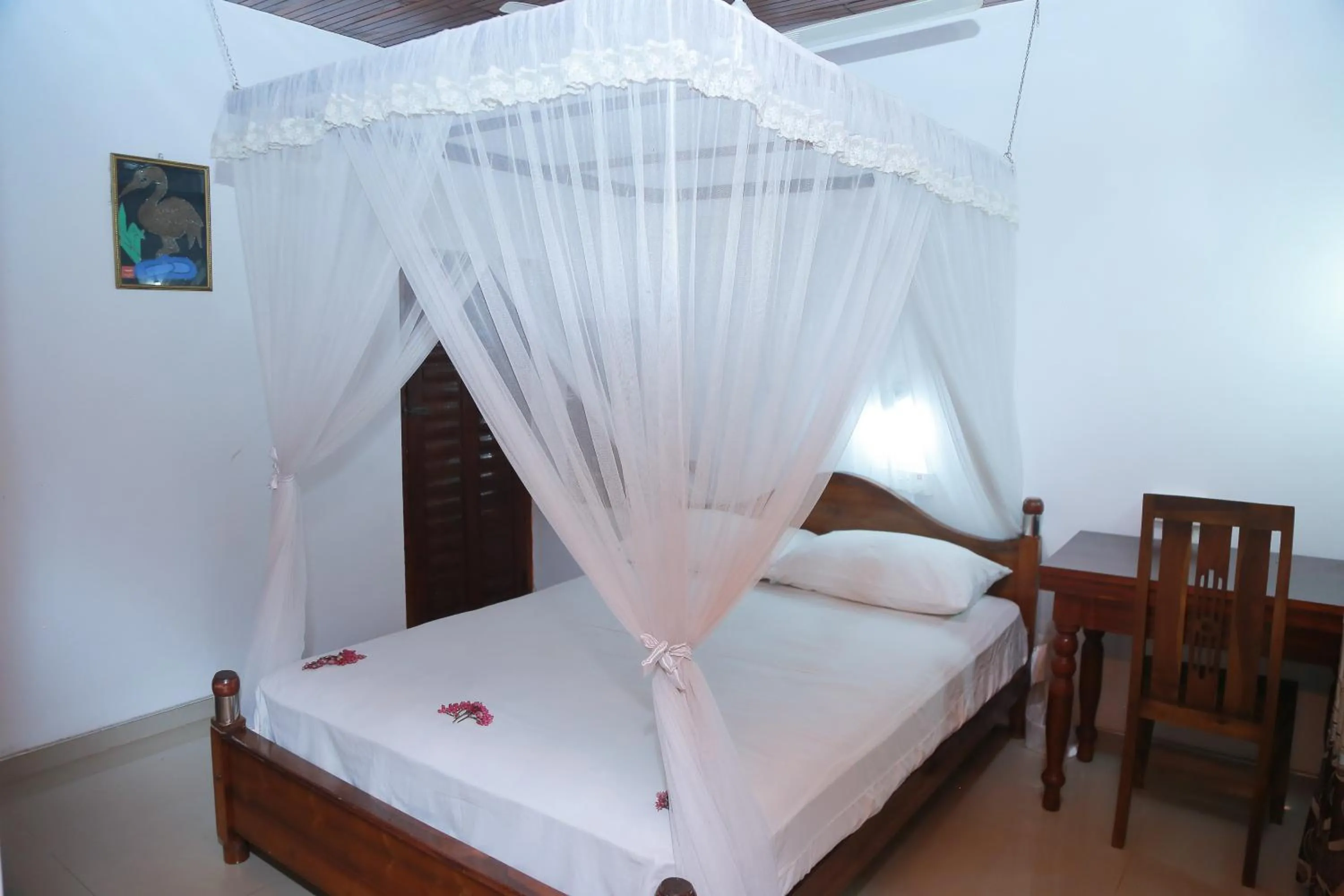 Bedroom, Bed in Ananda Villa Bentota