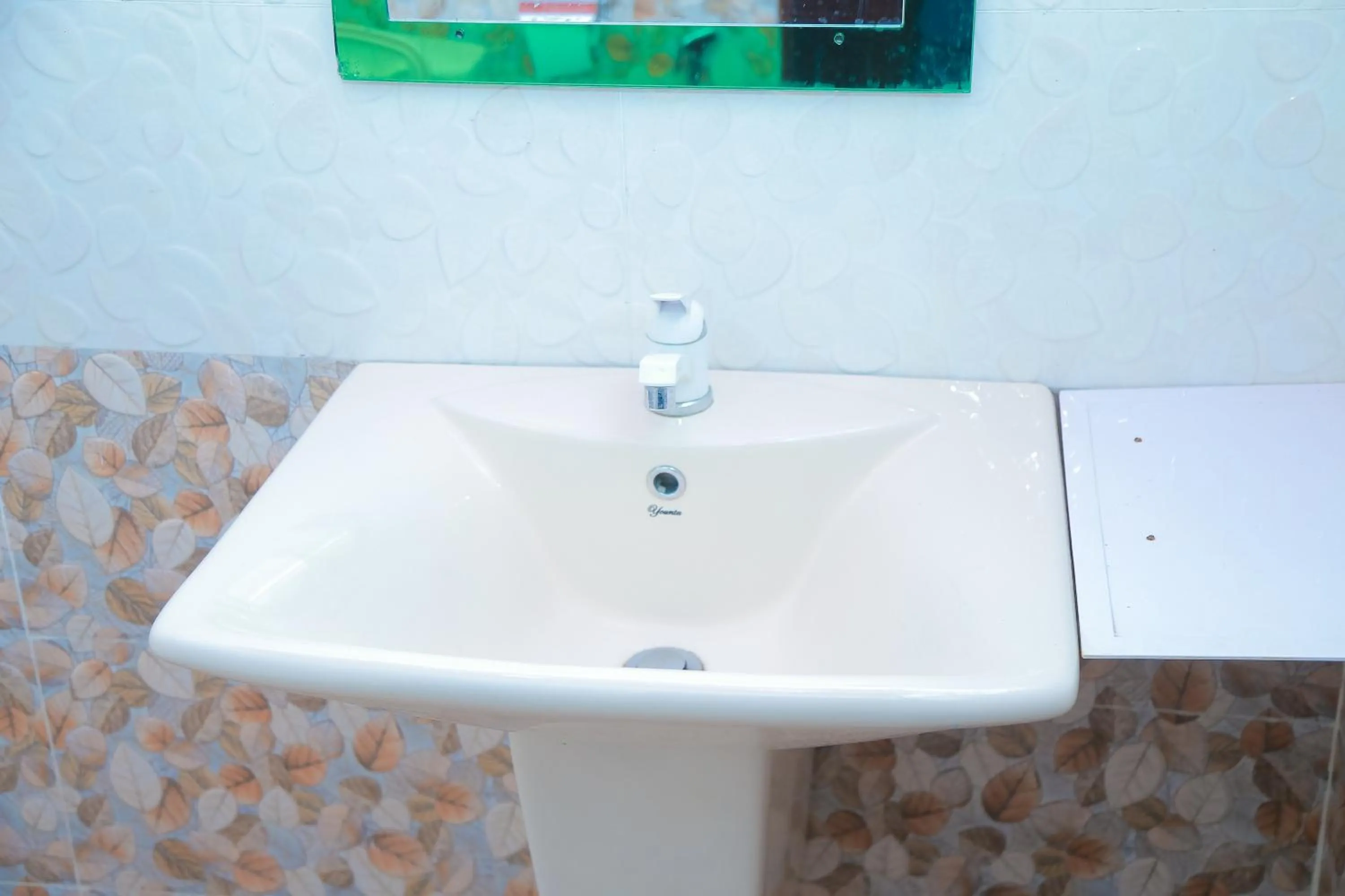 Bathroom in Ananda Villa Bentota