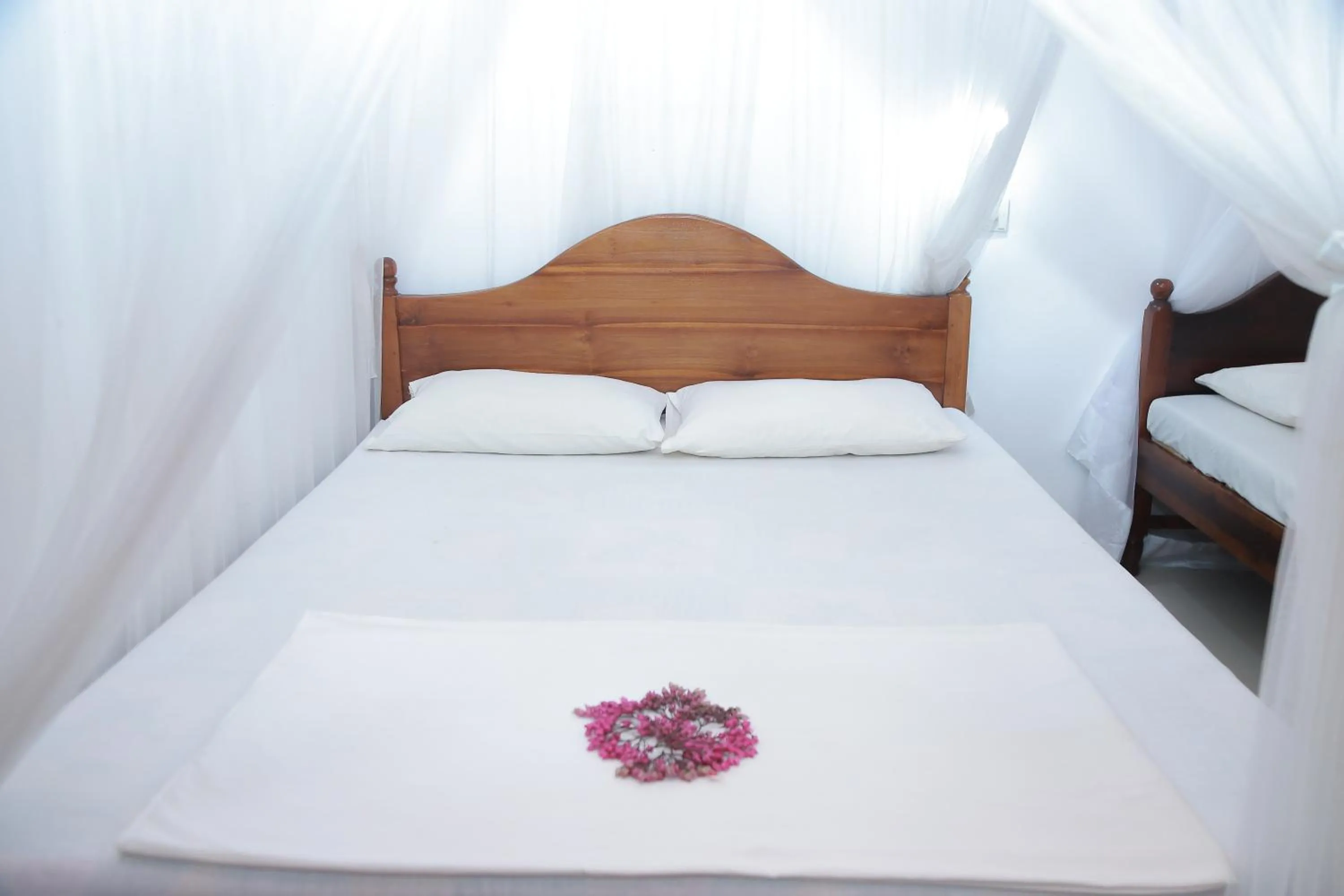 Bed in Ananda Villa Bentota