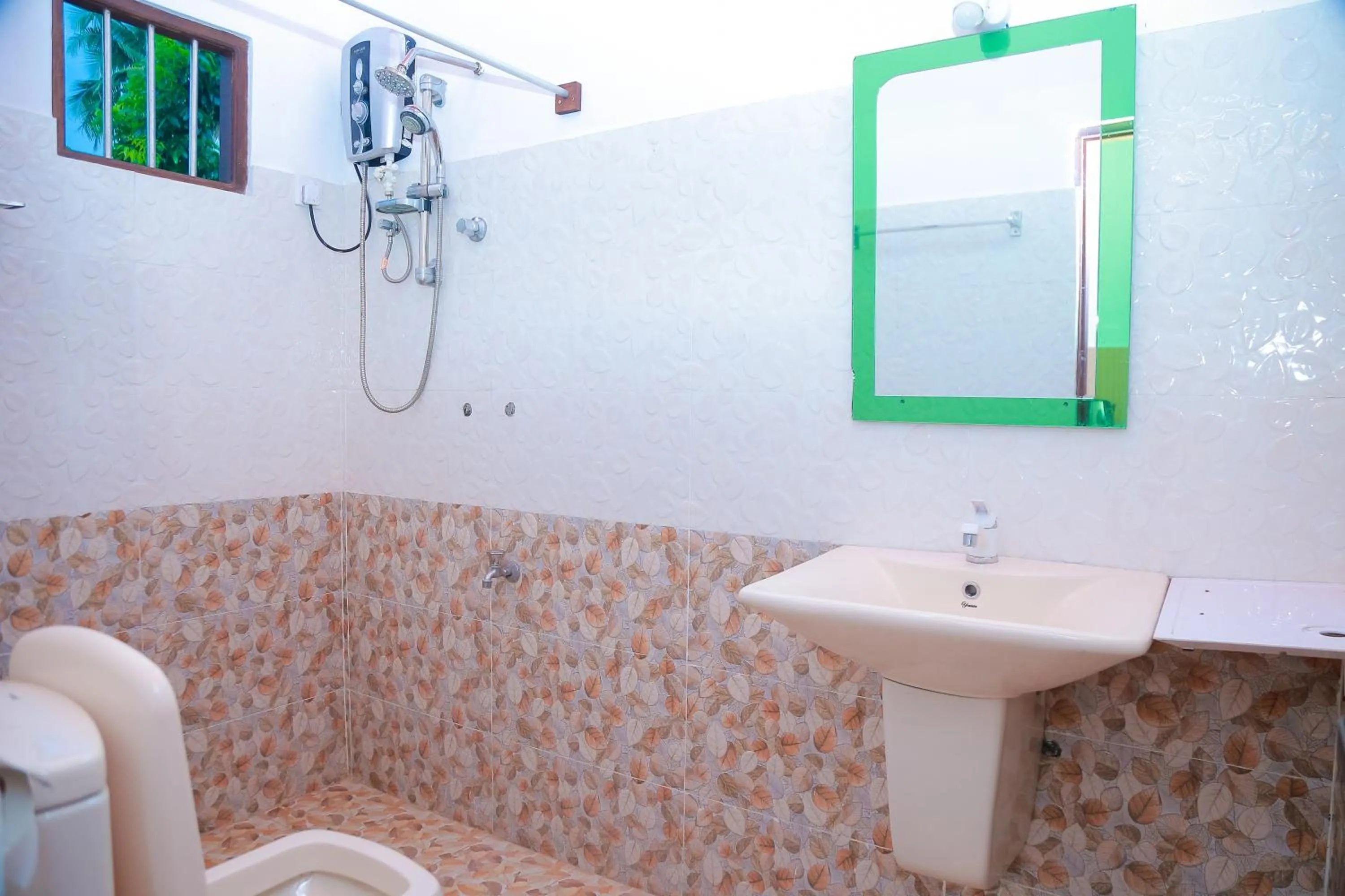 Bathroom in Ananda Villa Bentota