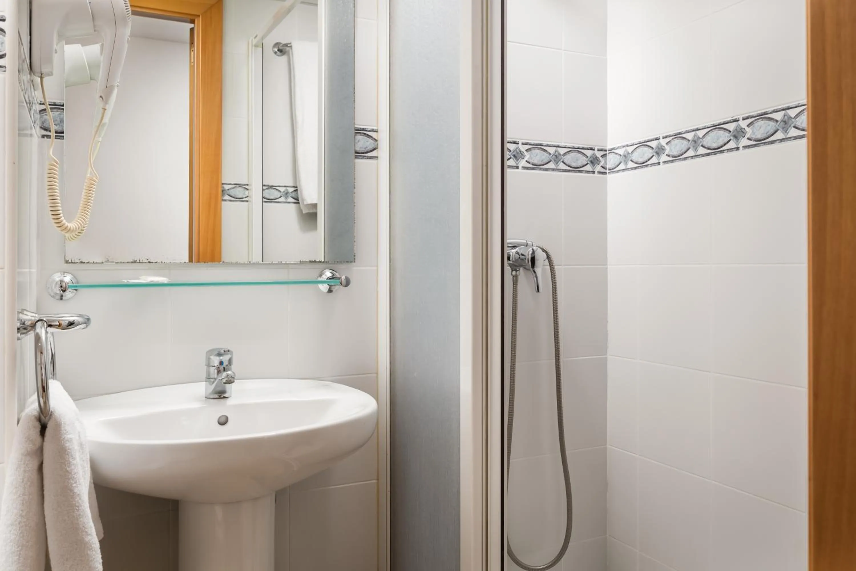 Toilet in Hostal Baler