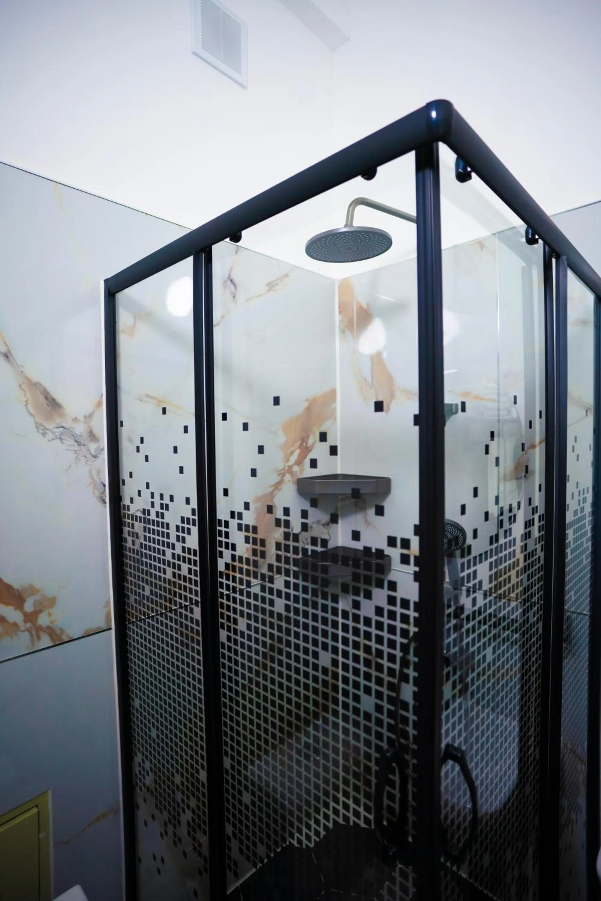 Shower in Tsolmon's Serviced Apartments