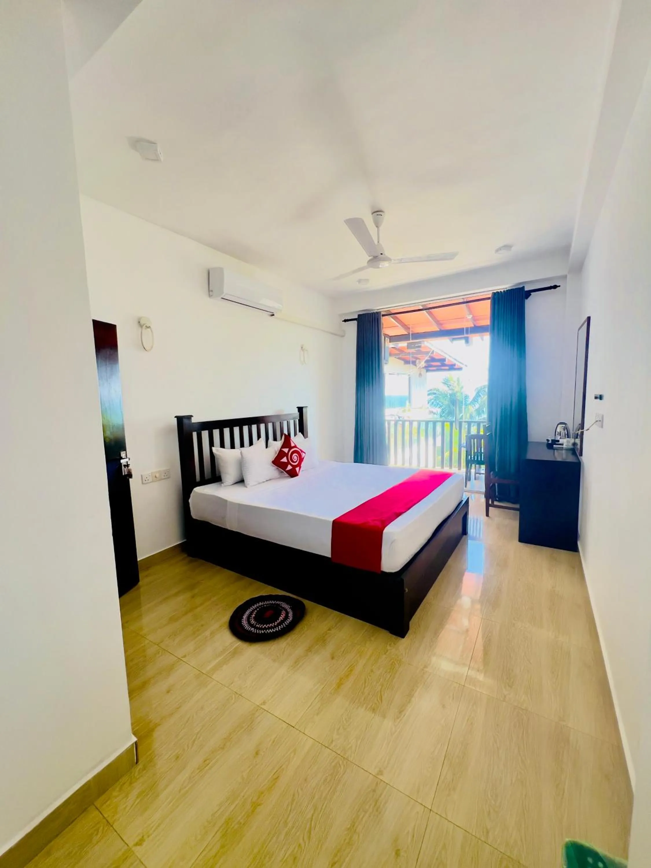 Bed in Sea View Tourist Inn