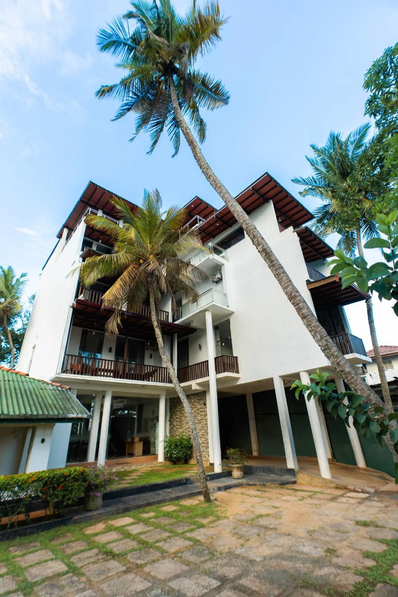 Sea View Tourist Inn