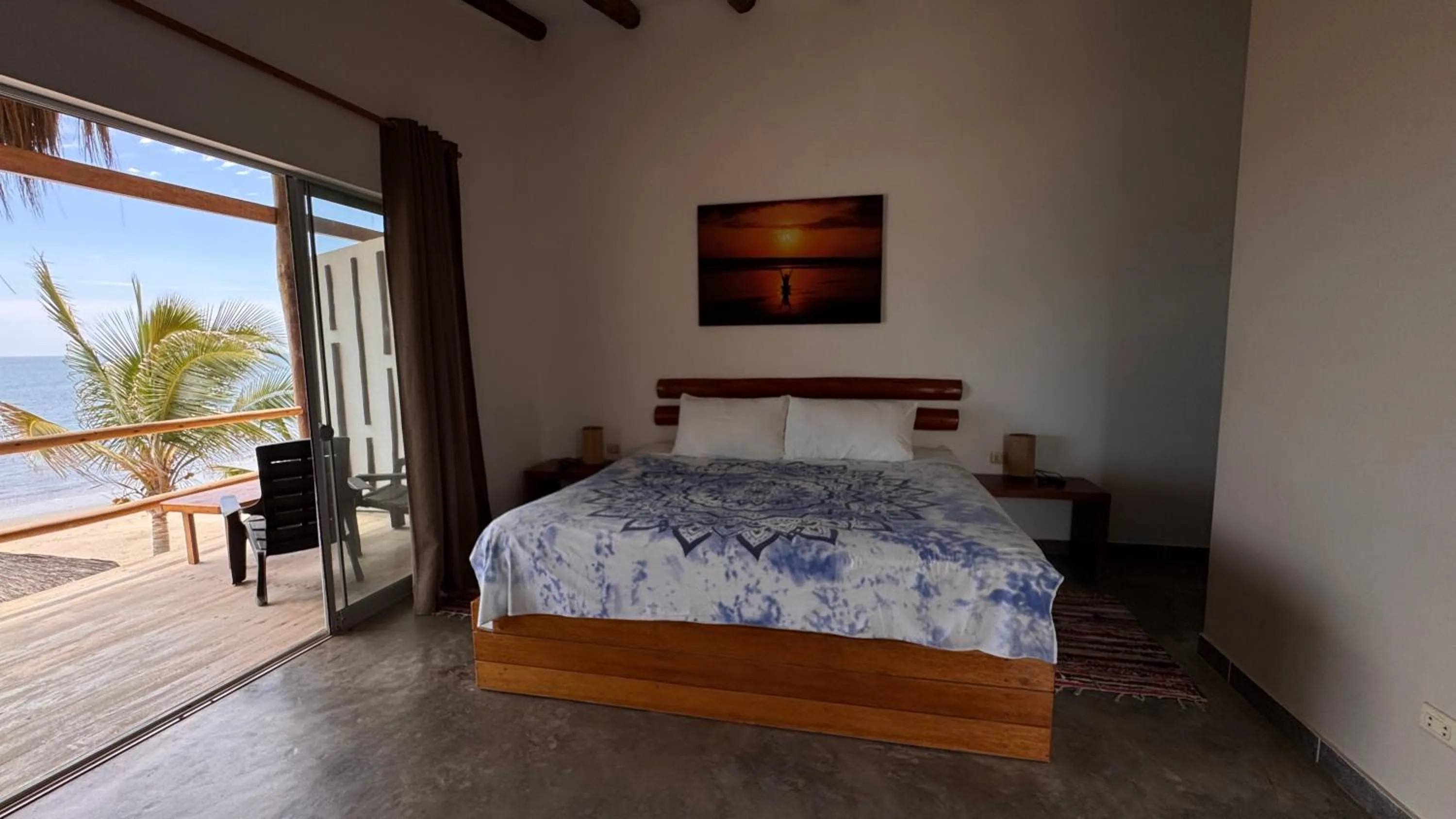 Bed in Baja Canoas Hotel