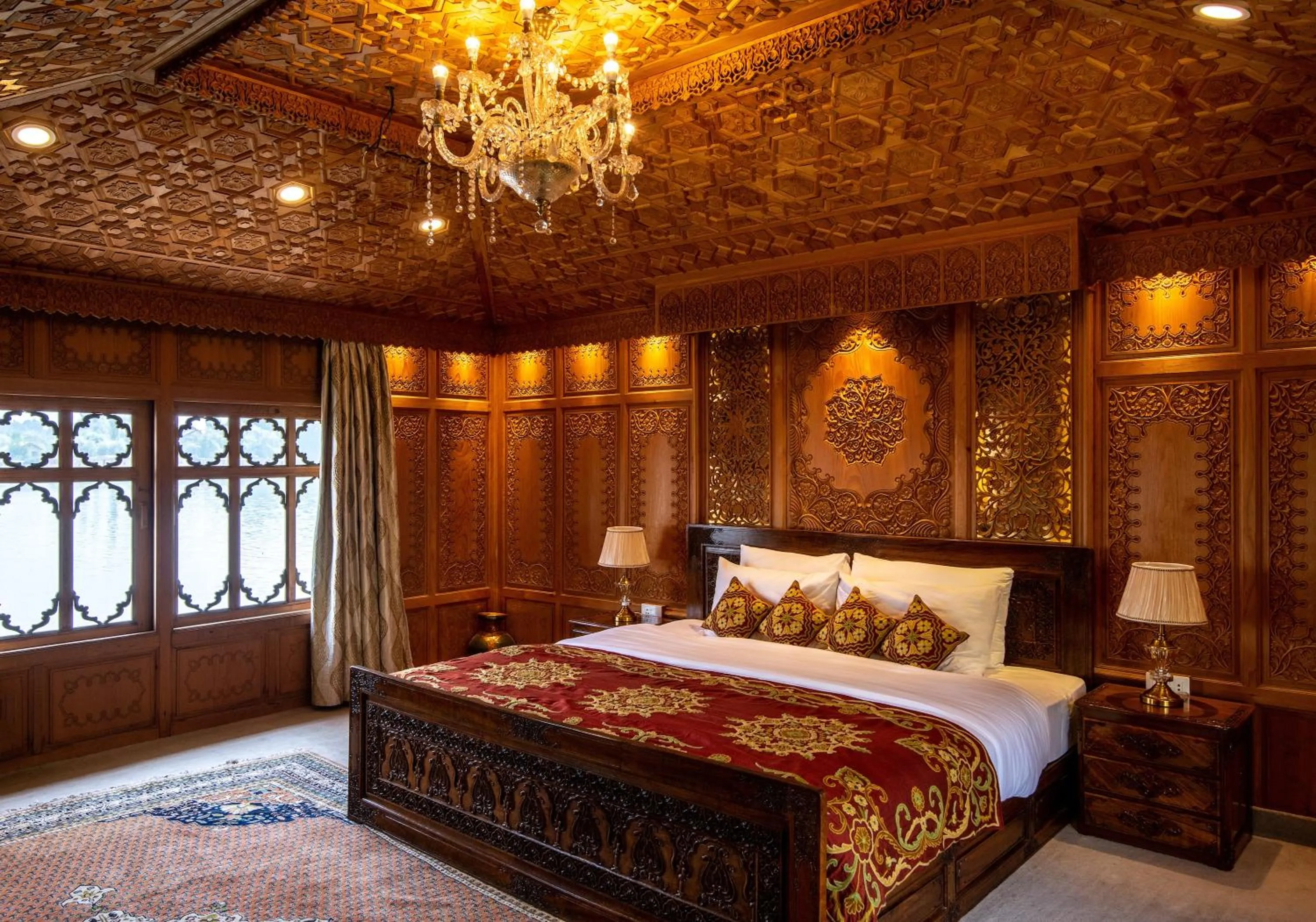 Bedroom, Bed in Mascot Houseboats