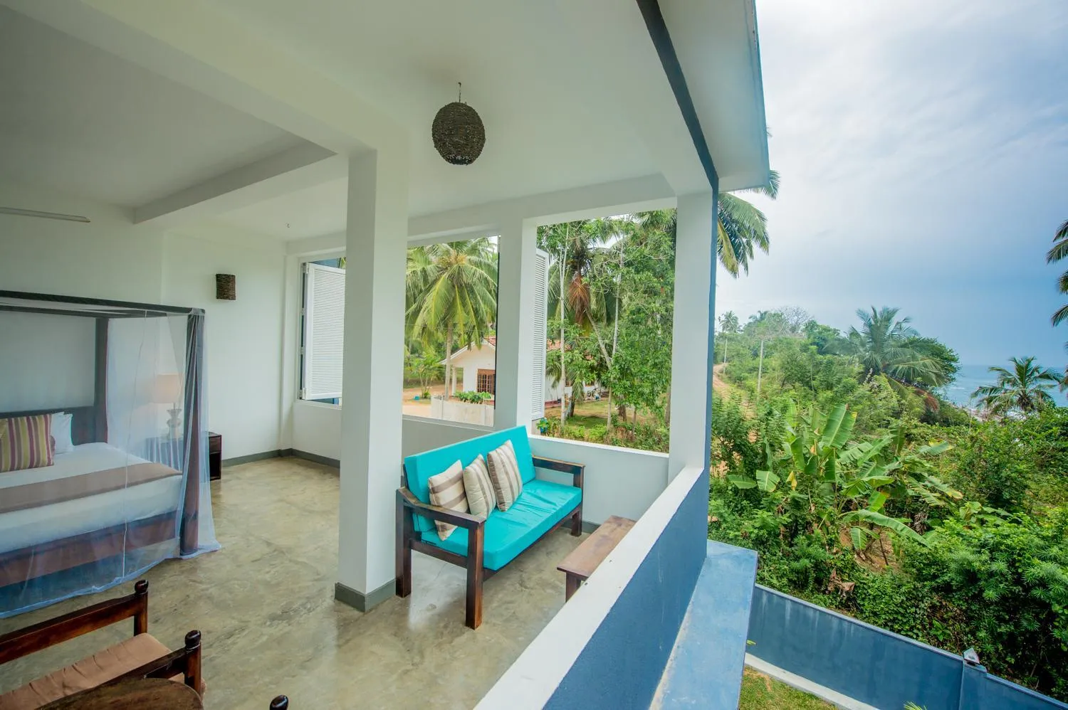 Beach, Bed in Jasper House