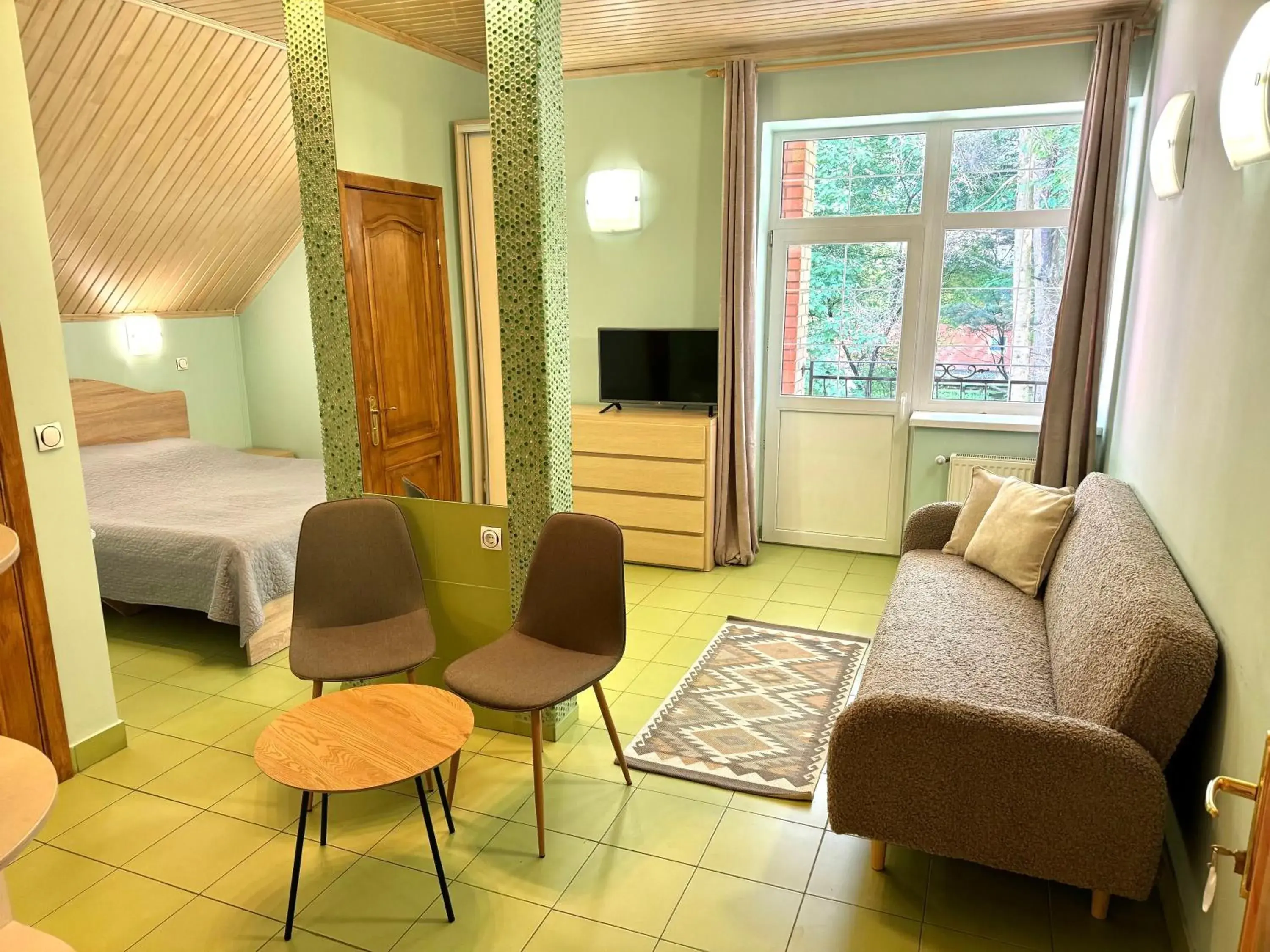 Luxury Triple Room - single occupancy in Agio Hotel Luxury Triple Room - single occupancy in Agio Hotel