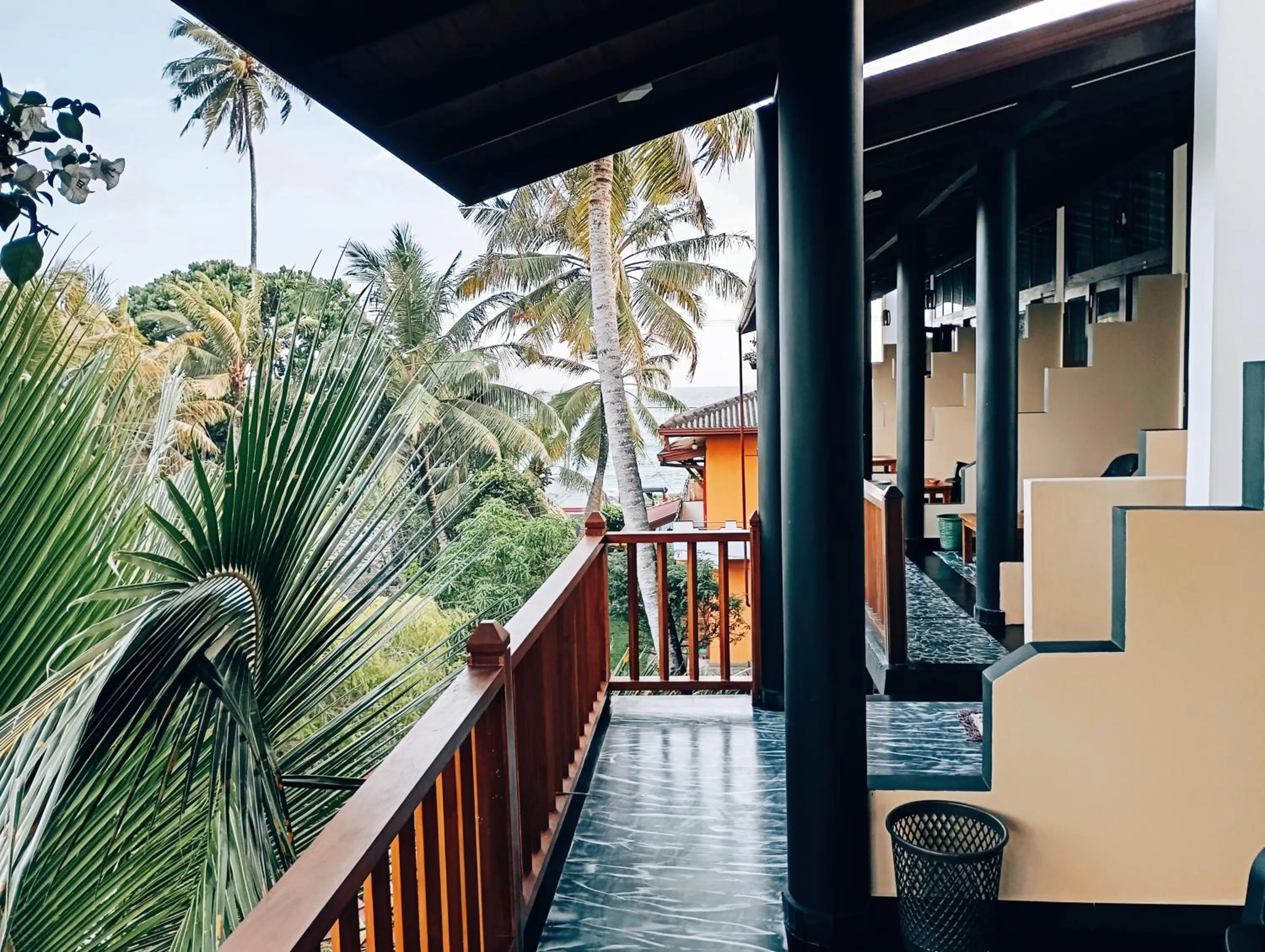 Hot Tuna Surfers Rest Midigama