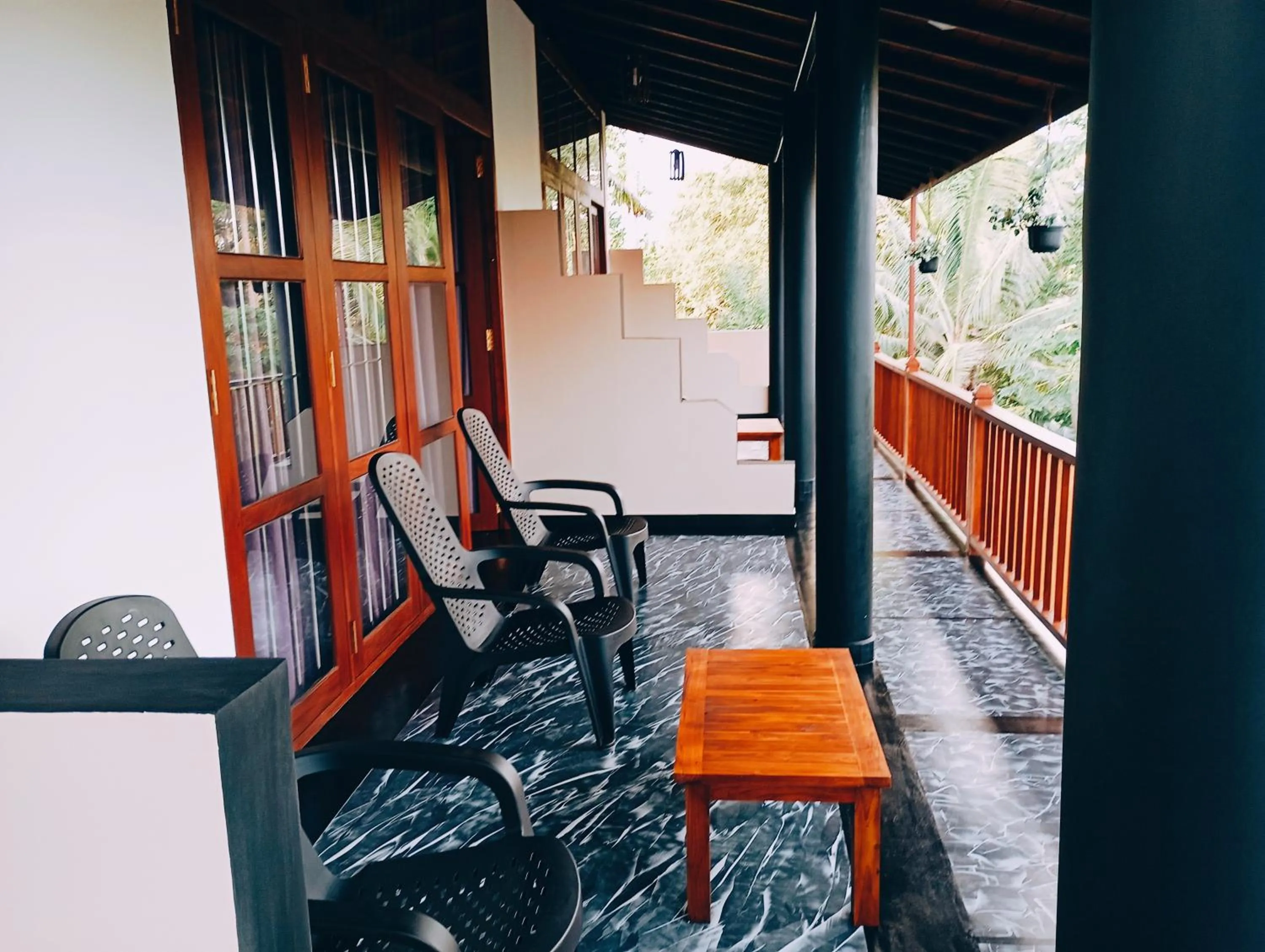 Hot Tuna Surfers Rest Midigama