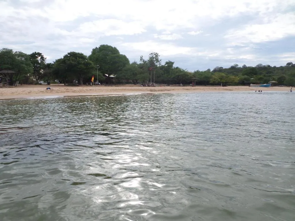 Nearby landmark in Hot Tuna Surfers Rest Midigama