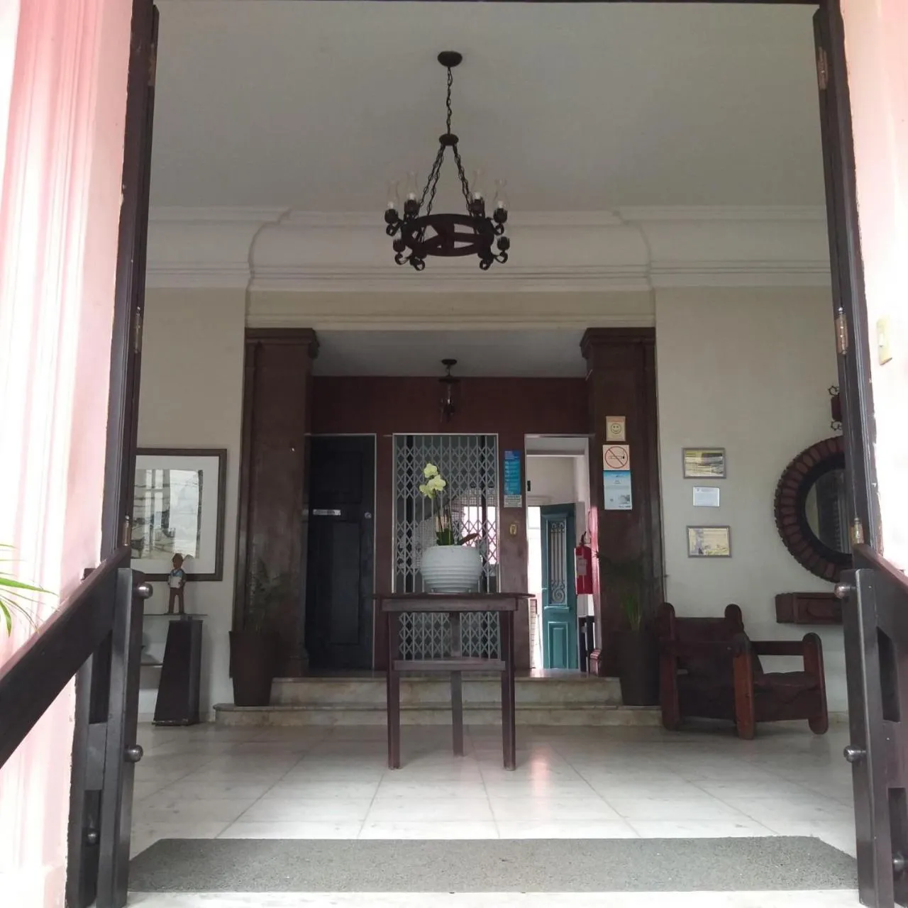 Facade/entrance in Hotel Central
