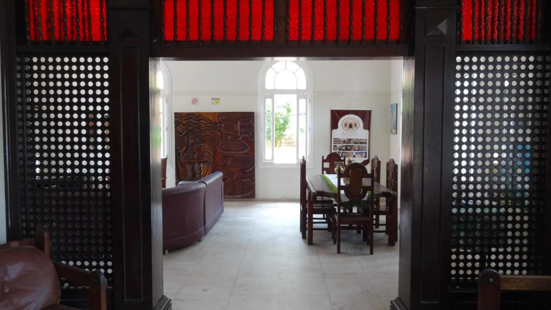 Communal lounge/ TV room in Hotel Central