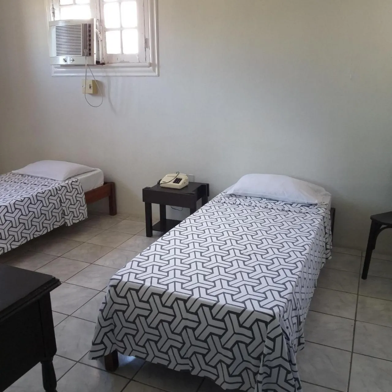 Photo of the whole room, Bed in Hotel Central