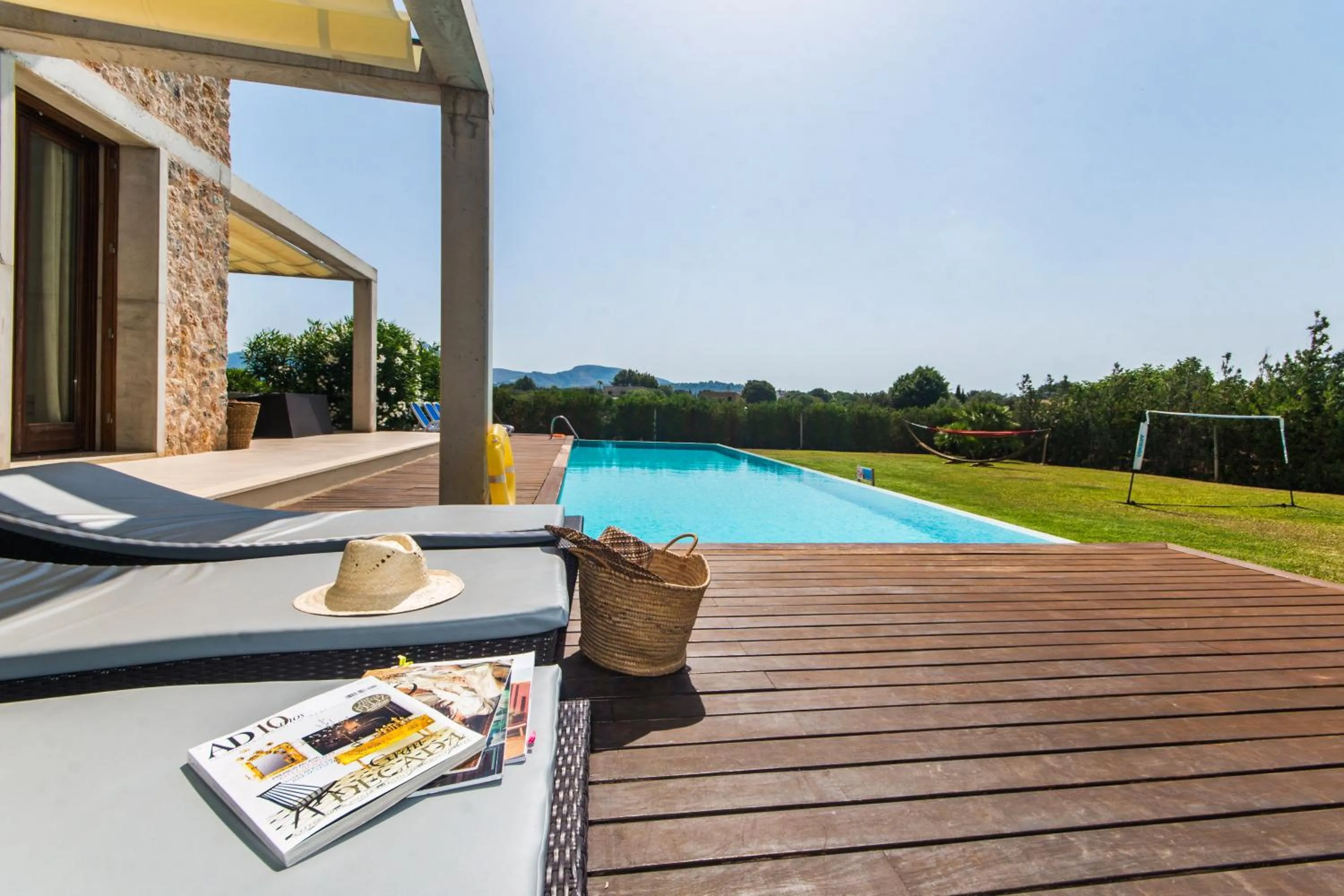 Swimming pool in Villa Barcares Gran for 10, pool, gym and close to beach