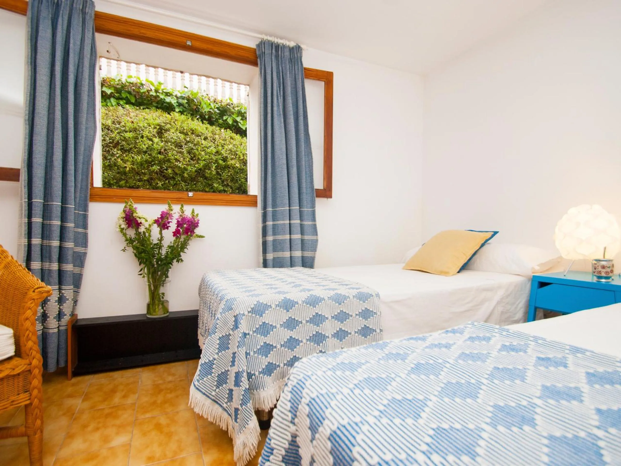 Bedroom, Bed in Villa Camila para 7 junto a playa de Sant Pere