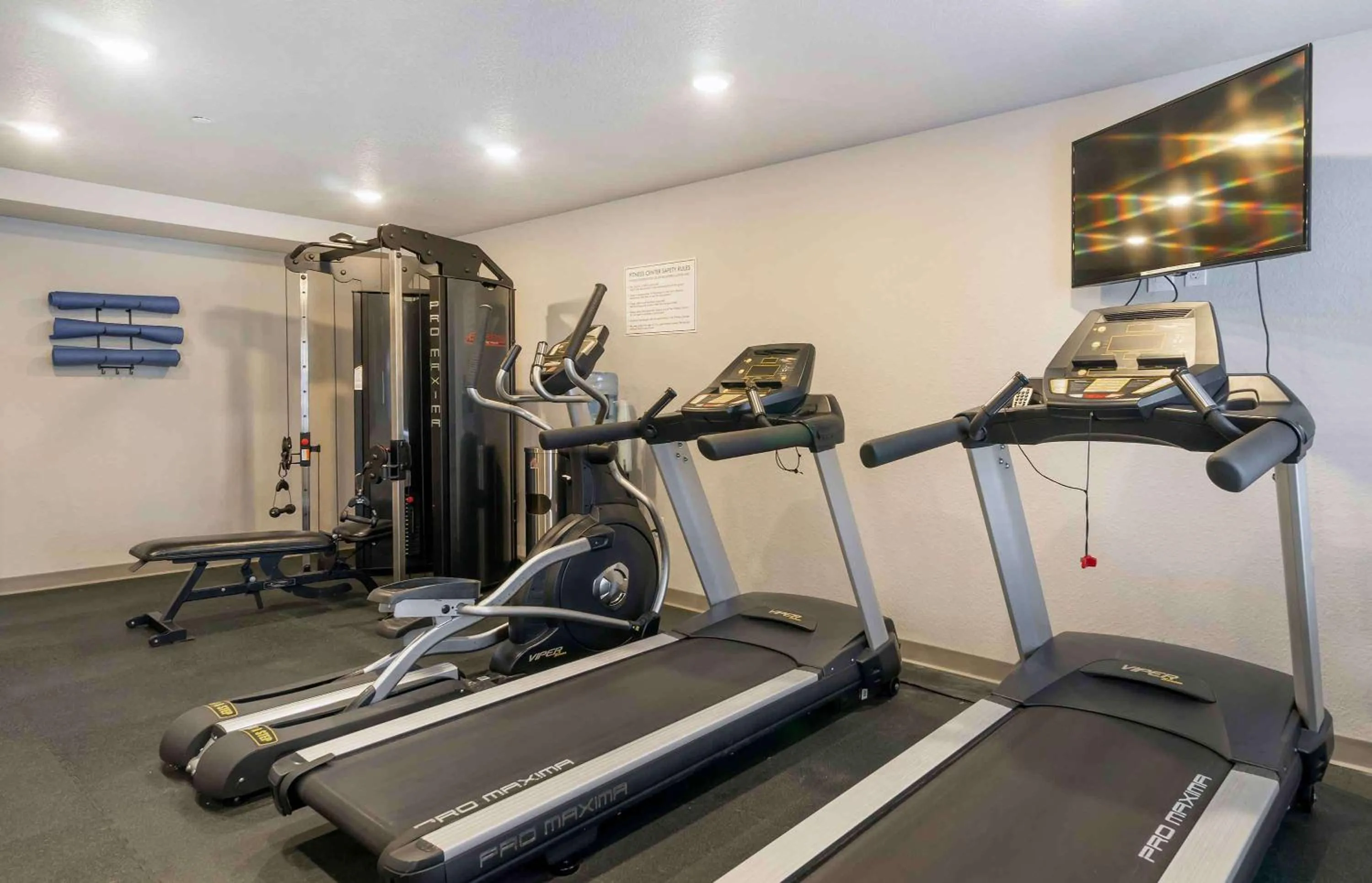 Fitness centre/facilities in Extended Stay America Select Suites - Clearwater