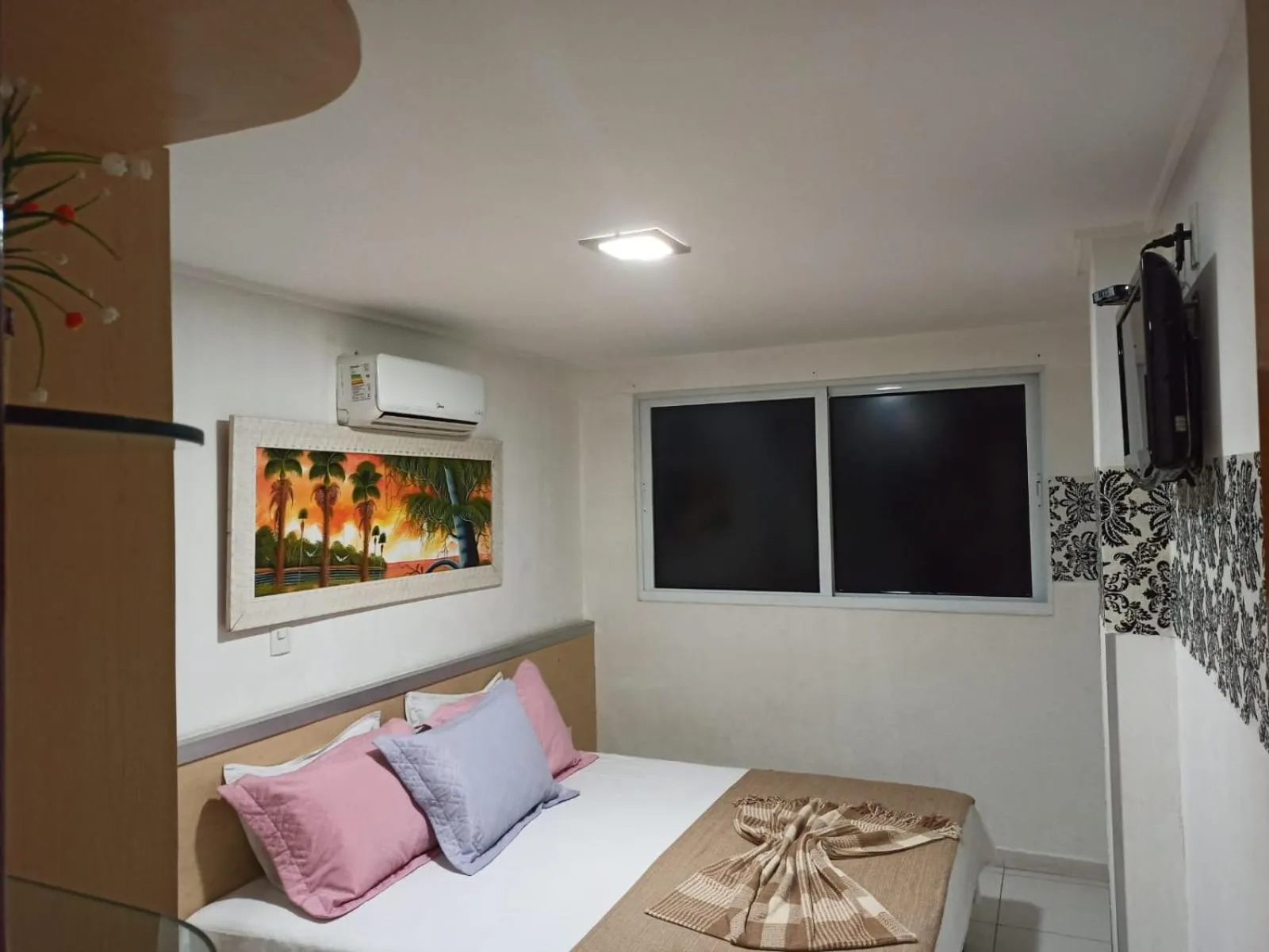 Bed in Manaira Flat