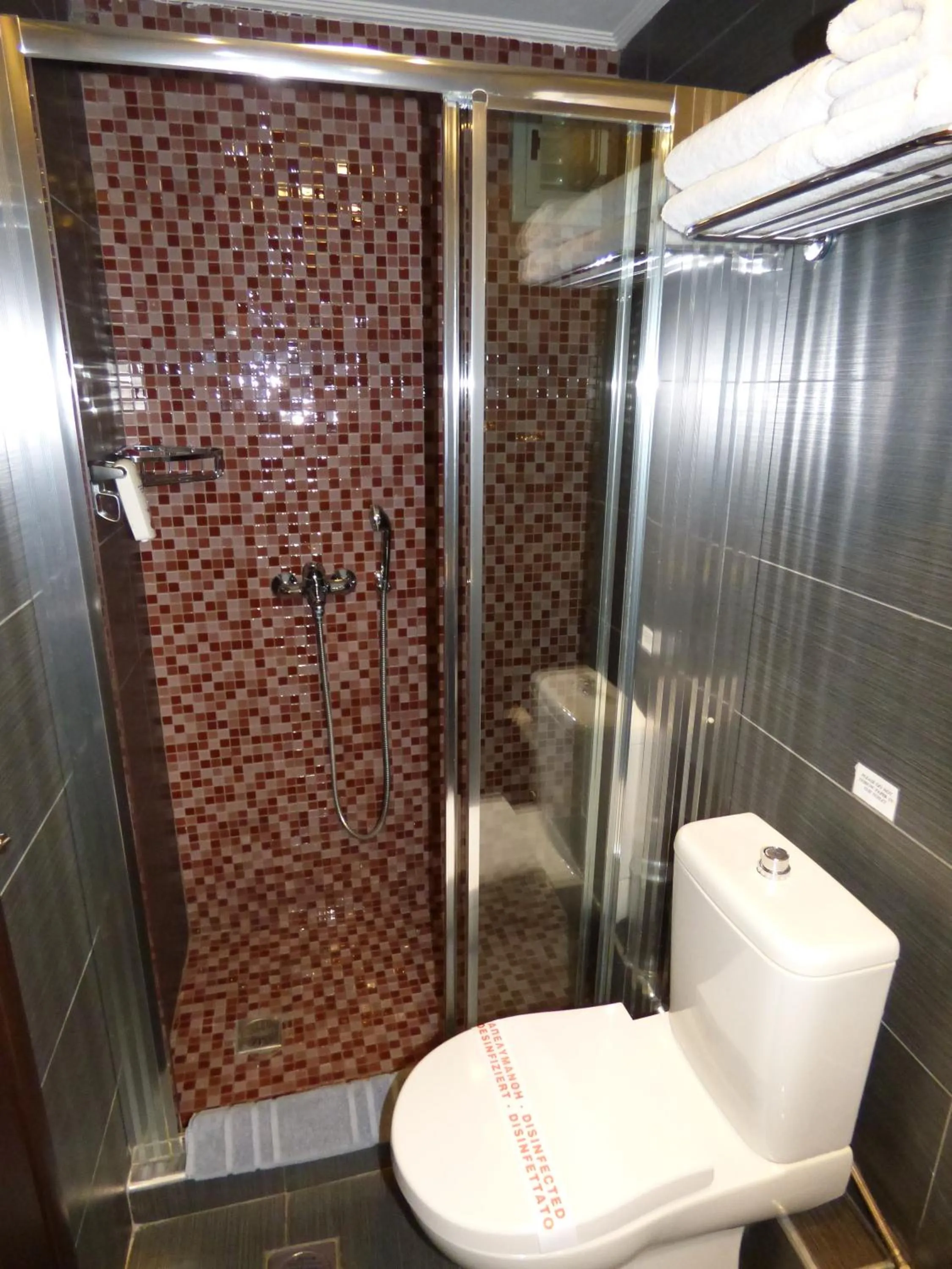 Bathroom in Athens Habitat