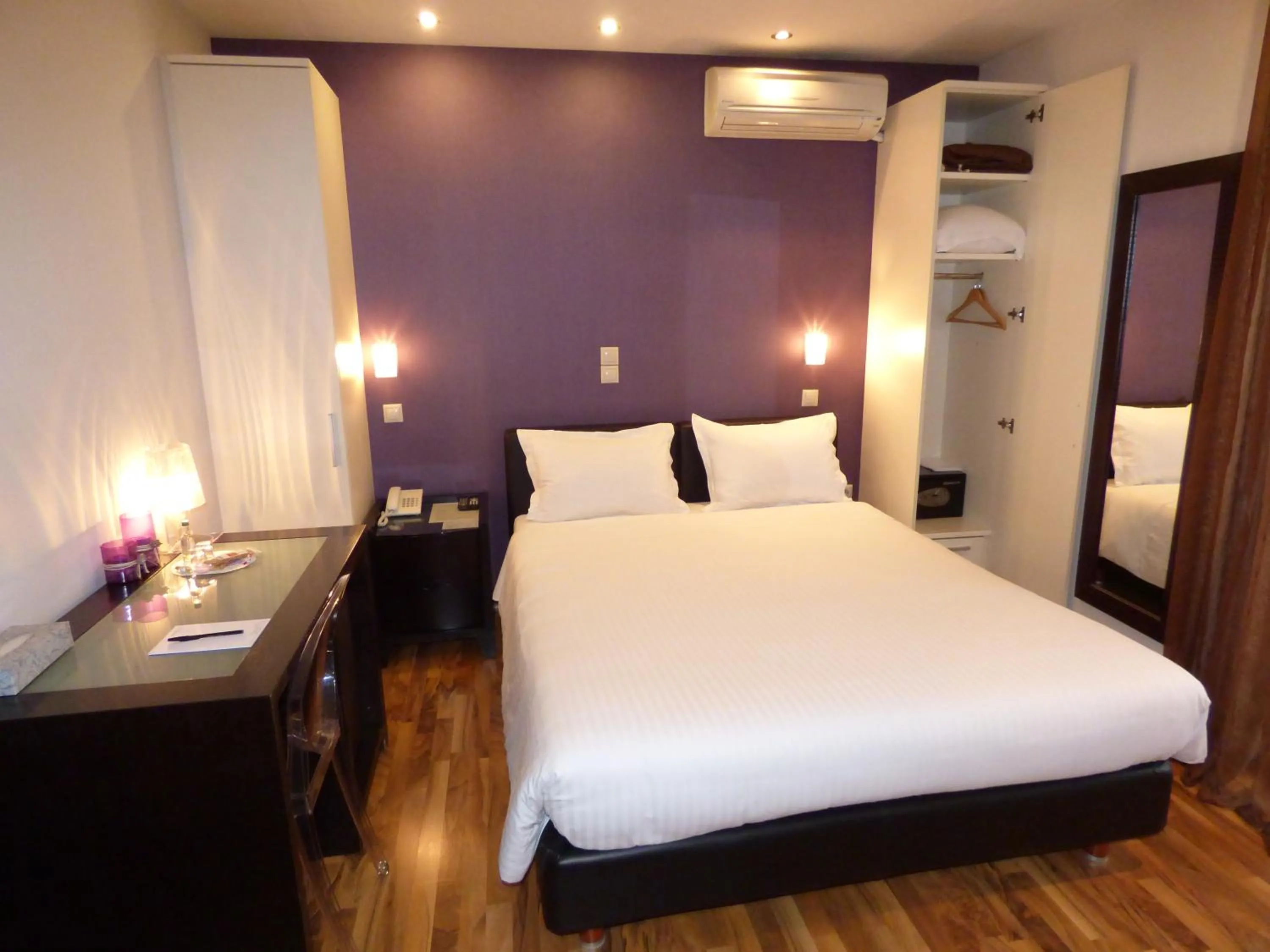 Bed in Athens Habitat