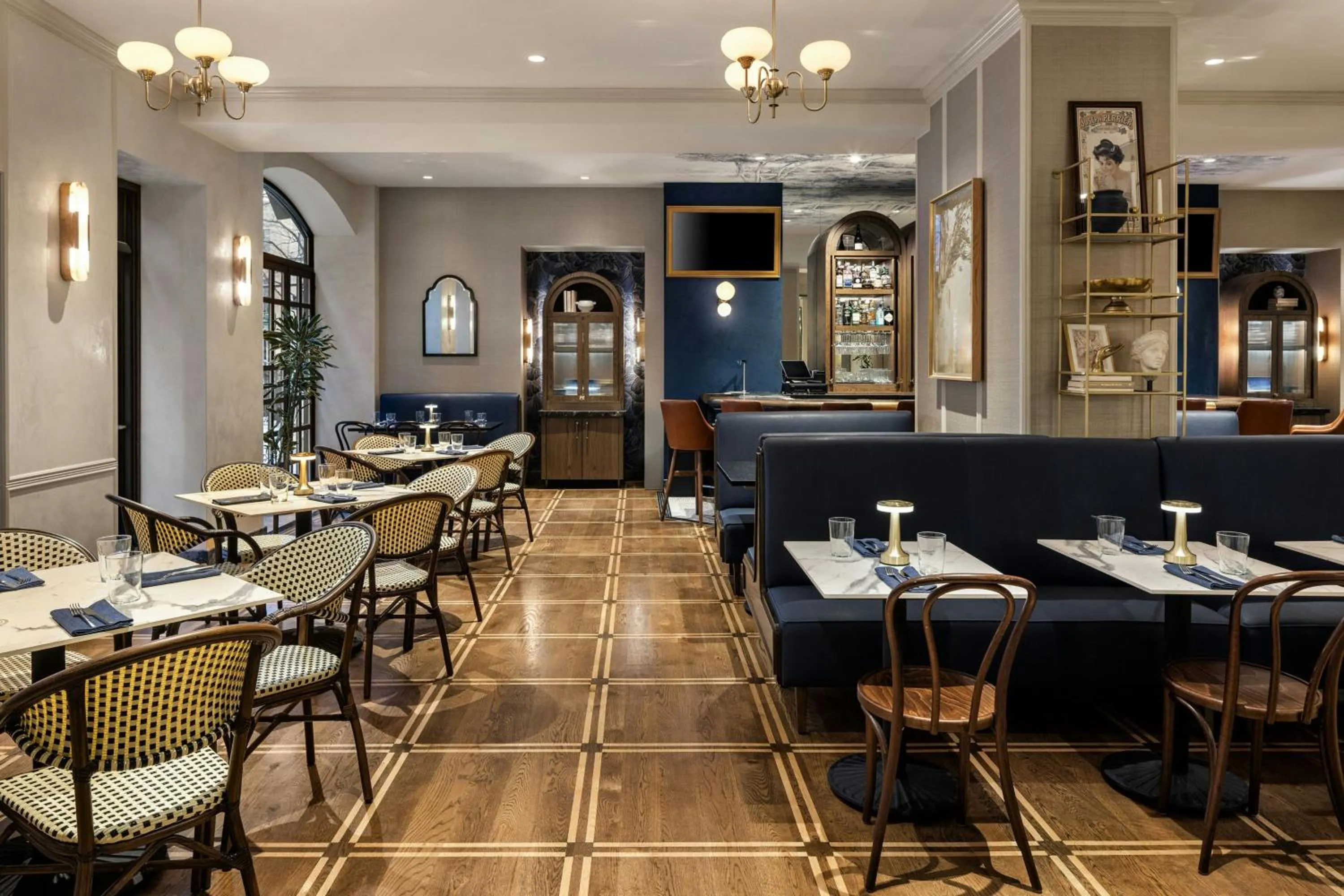 Restaurant/places to eat in The Talbott, Autograph Collection