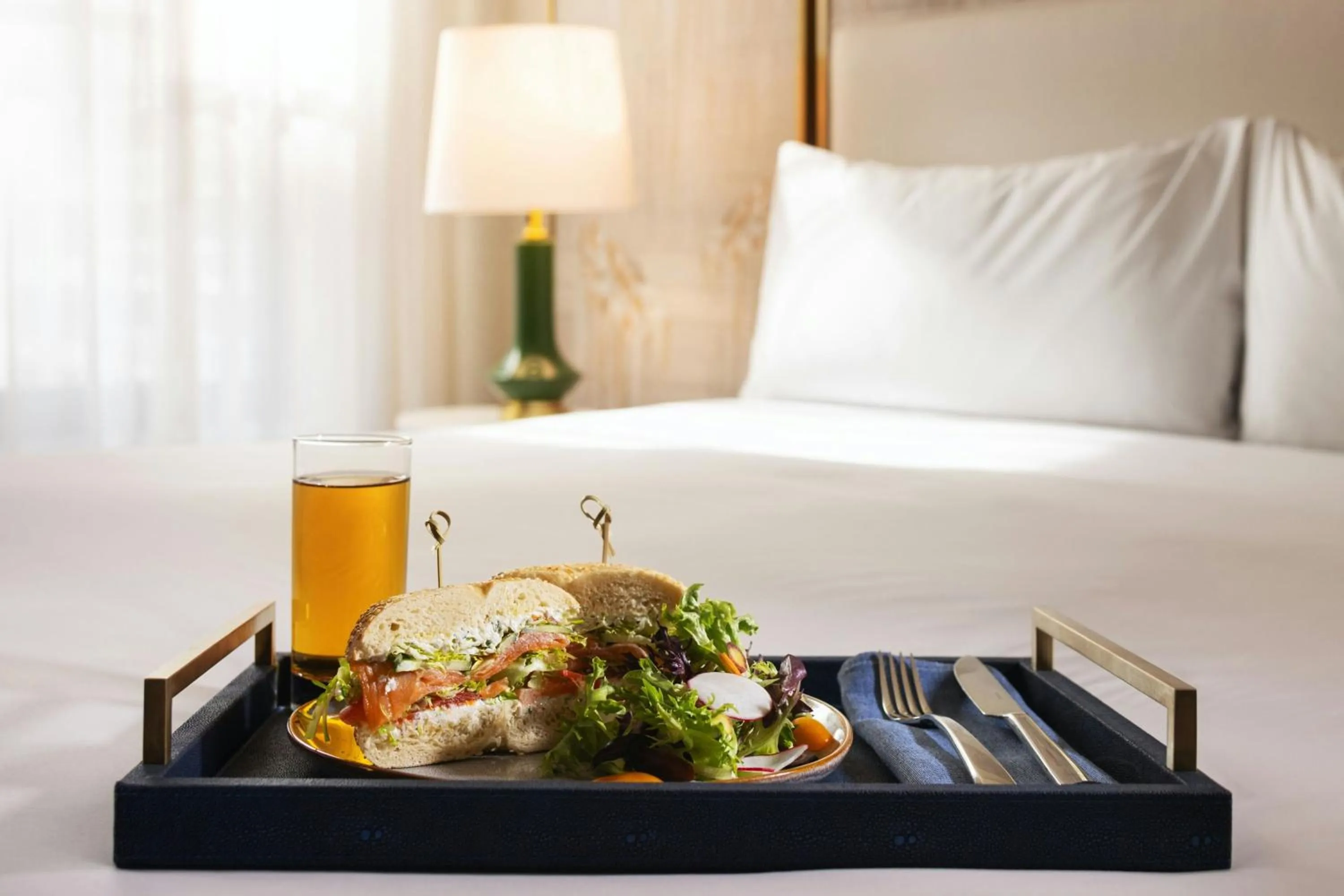 Other, Bed in The Talbott, Autograph Collection