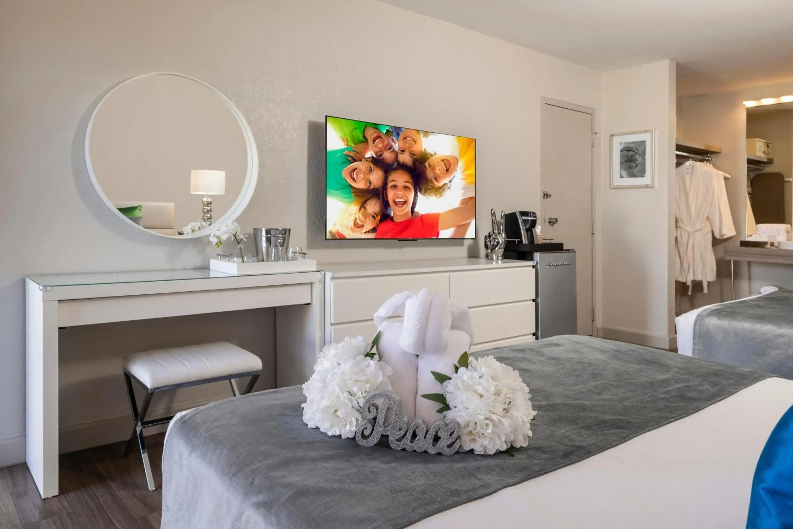 Photo of the whole room, Bed in Magic Moment Resort & Kids Club, Dazzler Select by Wyndham Photo of the whole room, Bed in Magic Moment Resort & Kids Club, Dazzler Select by Wyndham