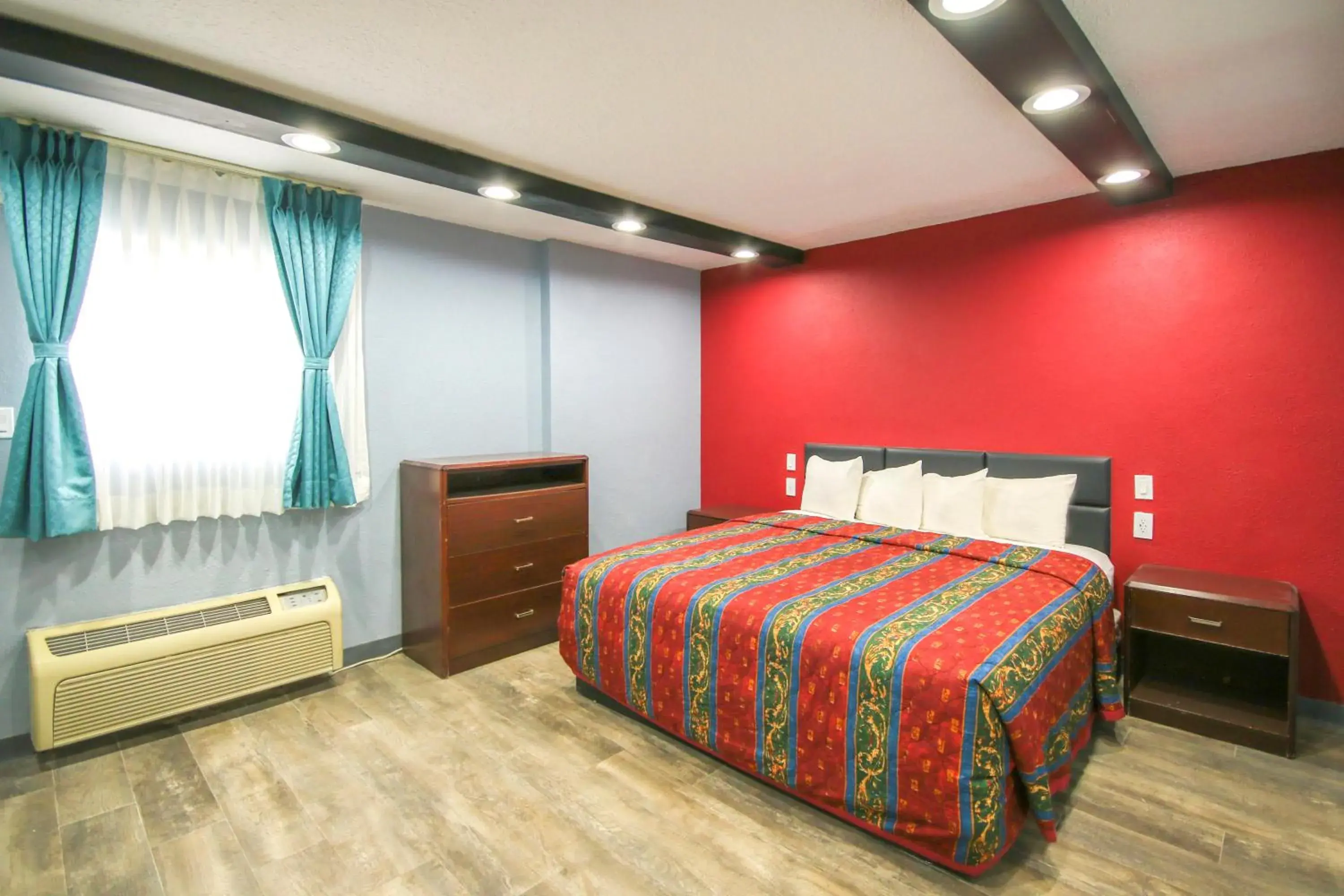 Bedroom, Bed in Marshall Lodge By OYO Hwy 65 Bedroom, Bed in Marshall Lodge By OYO Hwy 65