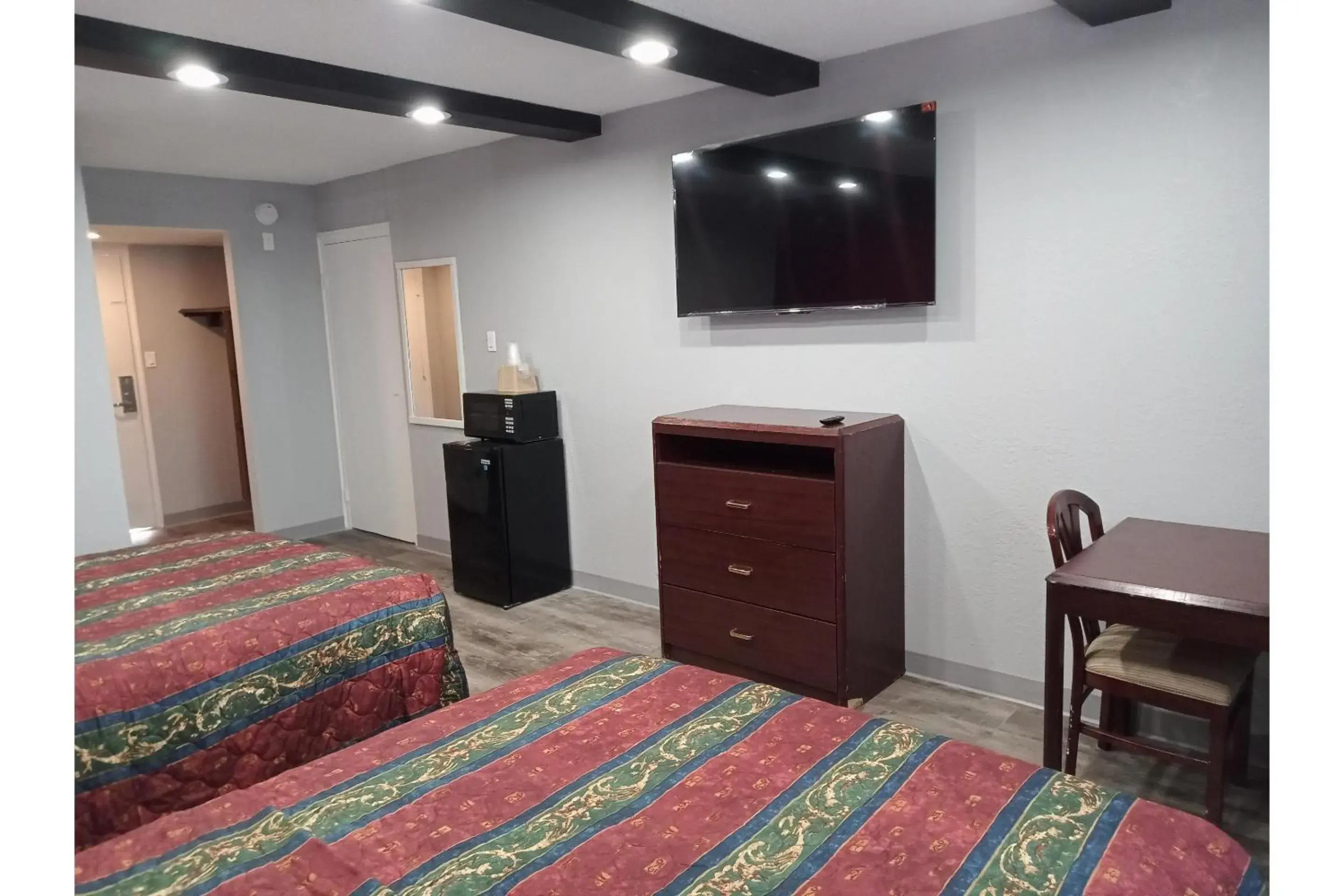 Bedroom, Bed in Marshall Lodge By OYO Hwy 65 Bedroom, Bed in Marshall Lodge By OYO Hwy 65