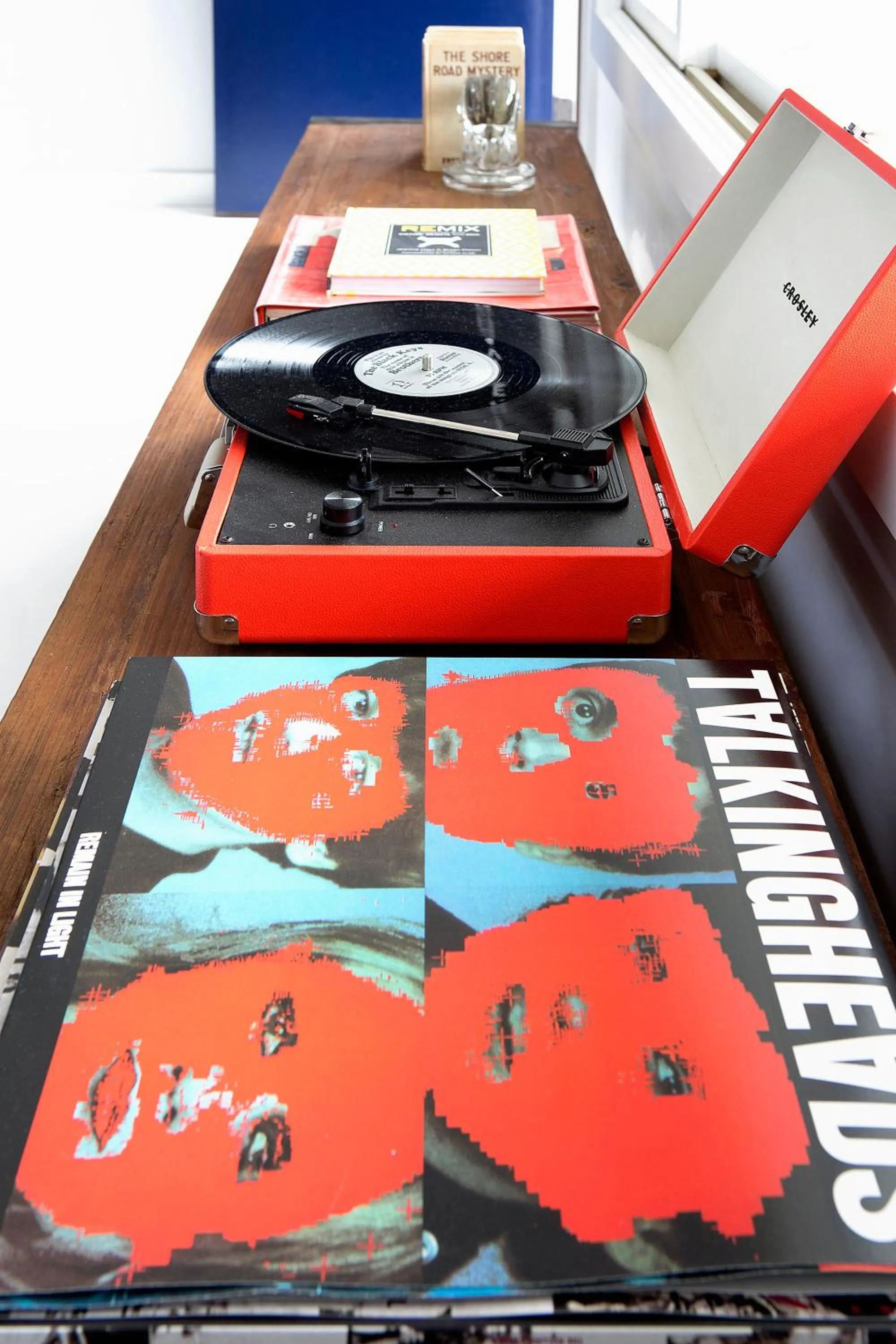 TV and multimedia in Hotel Dylan