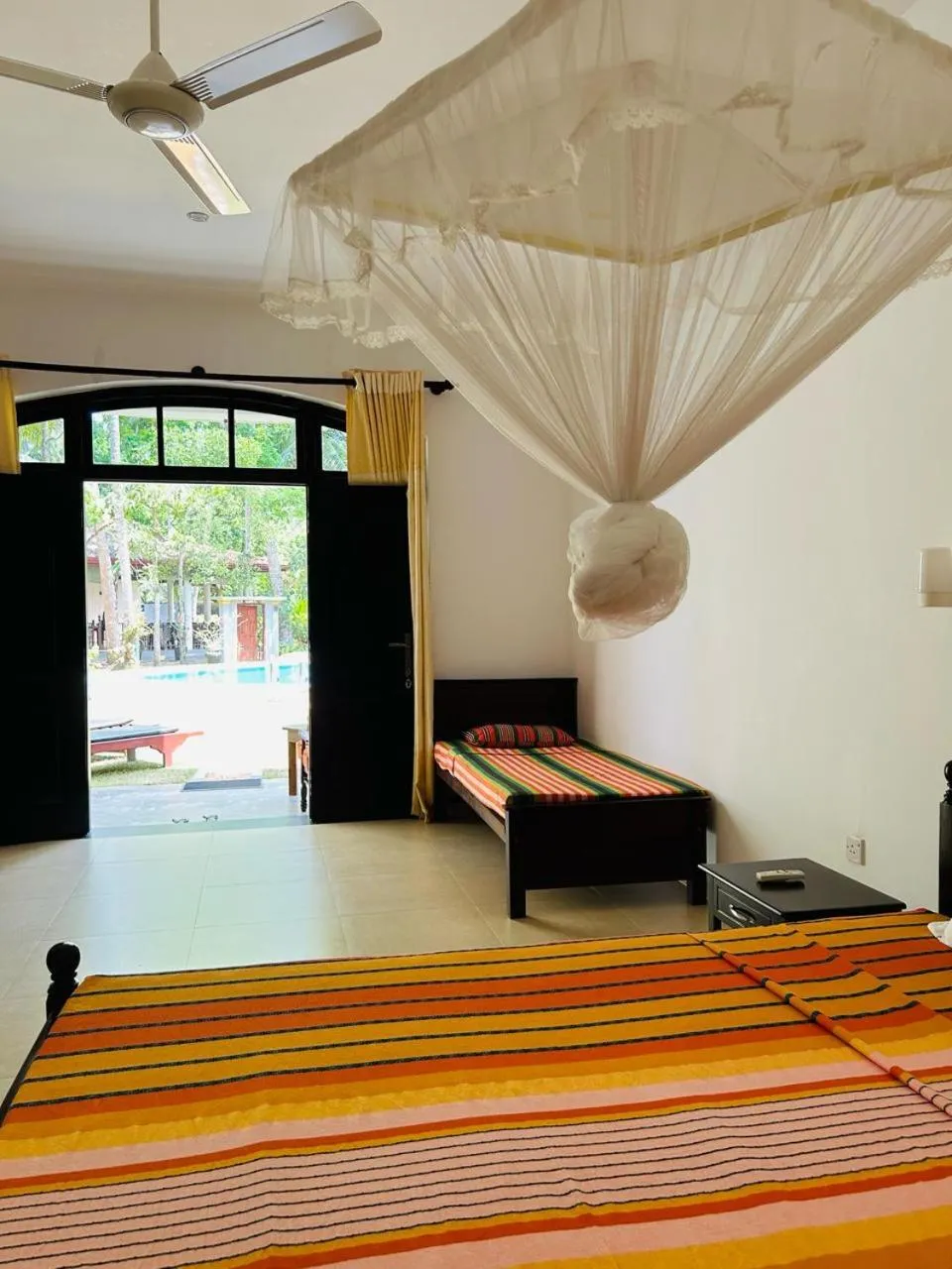 Bed in Traum Villa