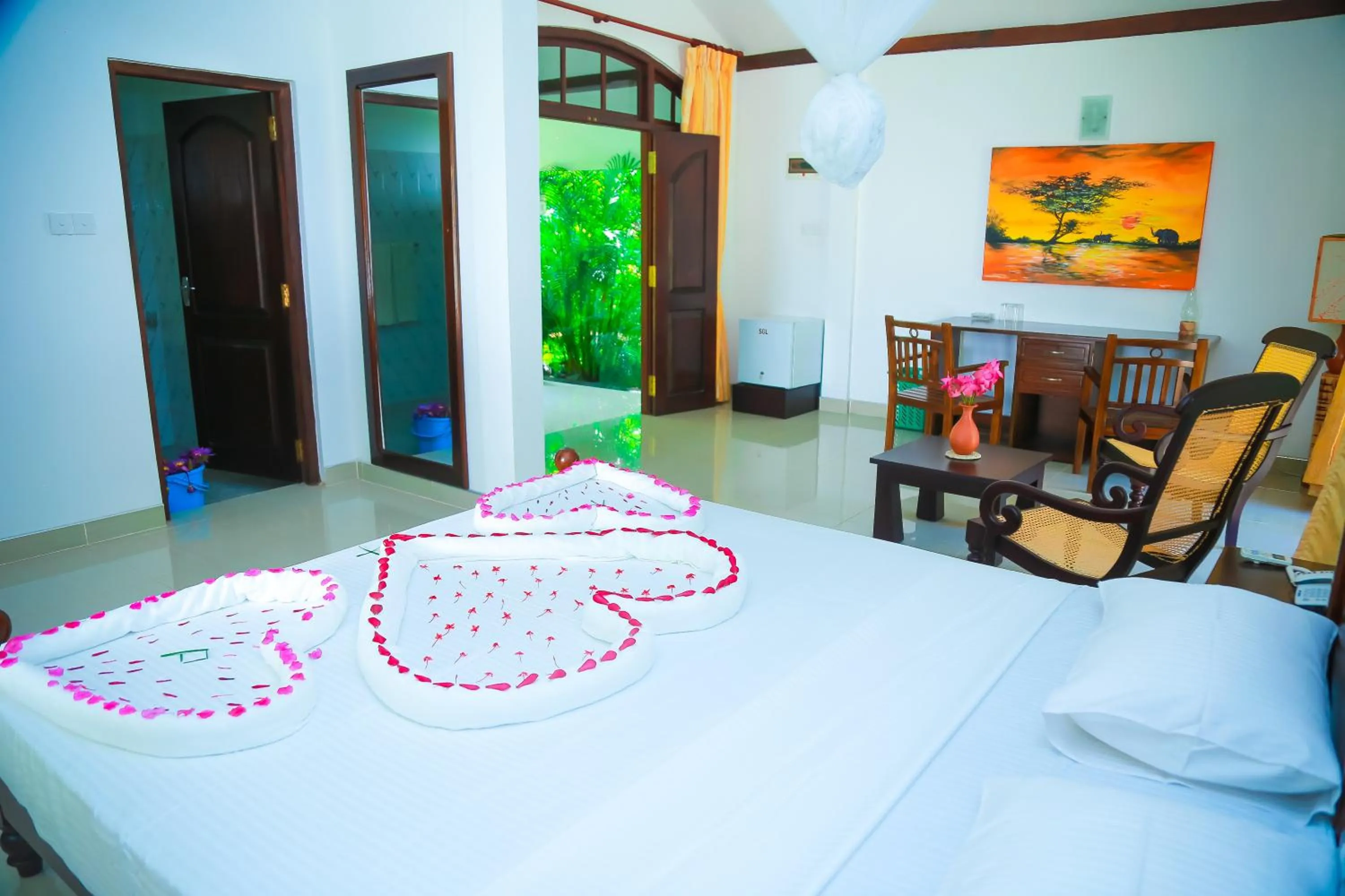 Property building, Bed in Traum Villa