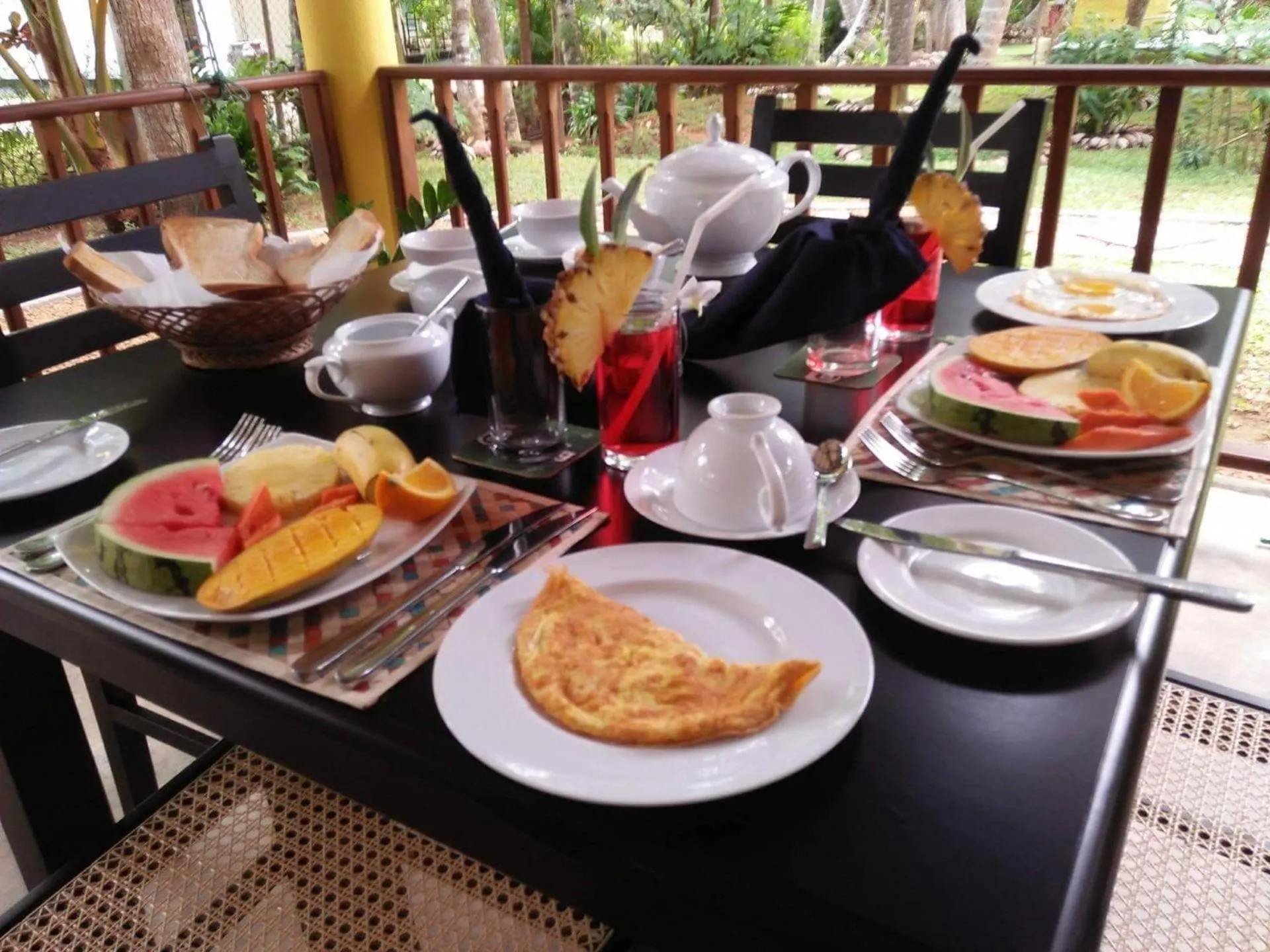 Breakfast in Traum Villa