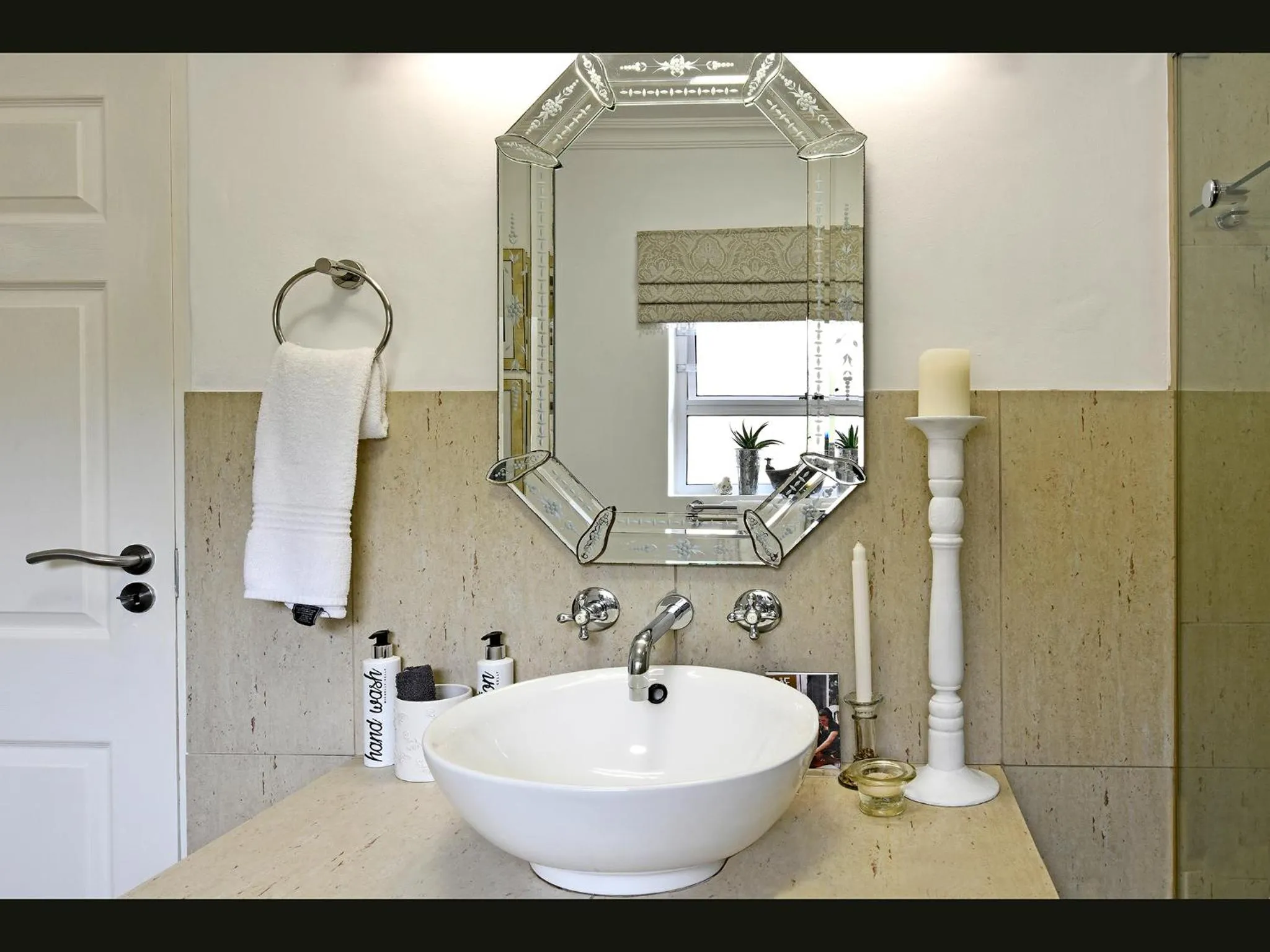 Bathroom in Petit & Grande Plaisir luxury self-catering
