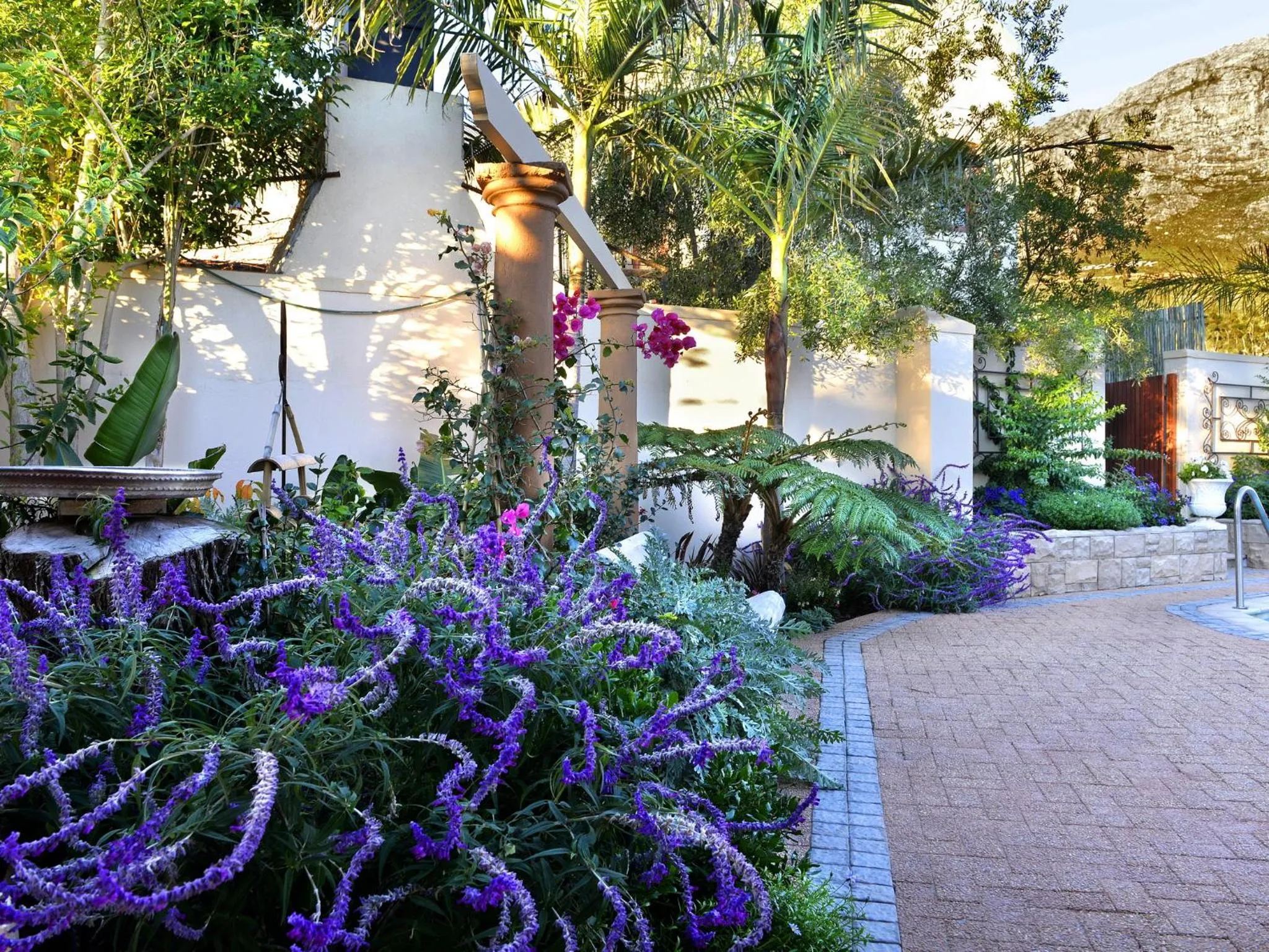Garden in Petit & Grande Plaisir luxury self-catering