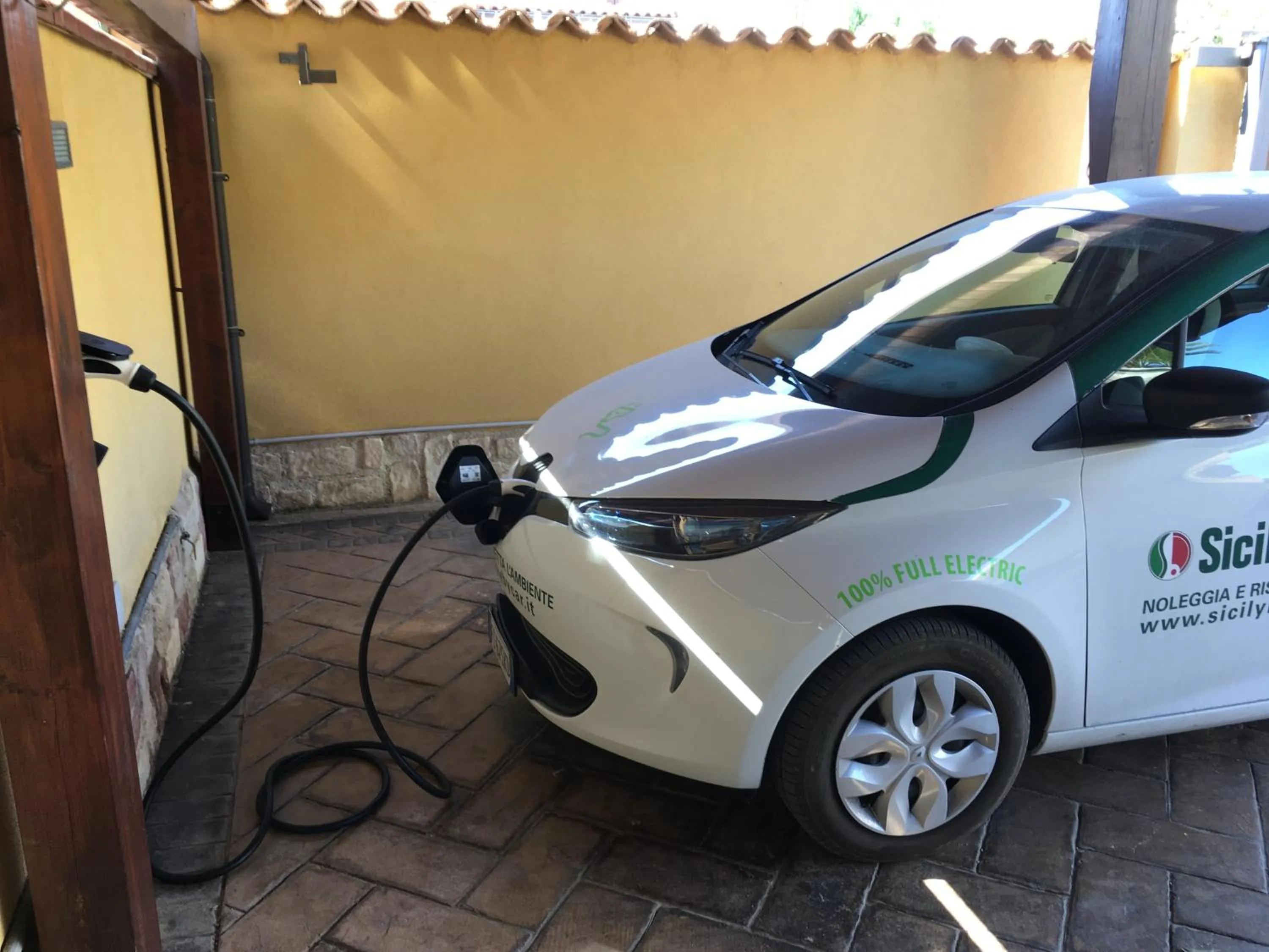 Decorative detail in B&B Templi e Arte