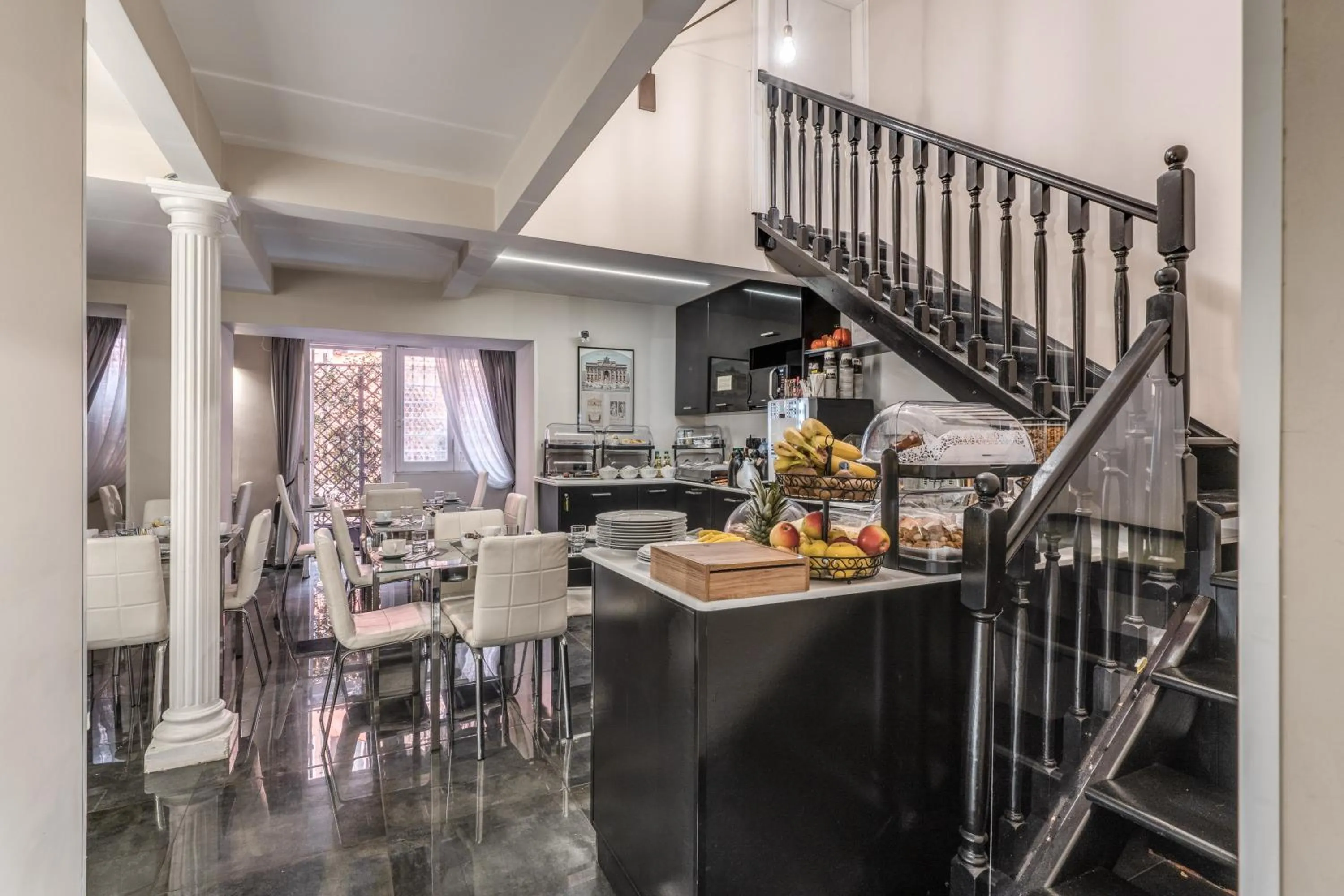 Breakfast in Operà Suites Pinciana