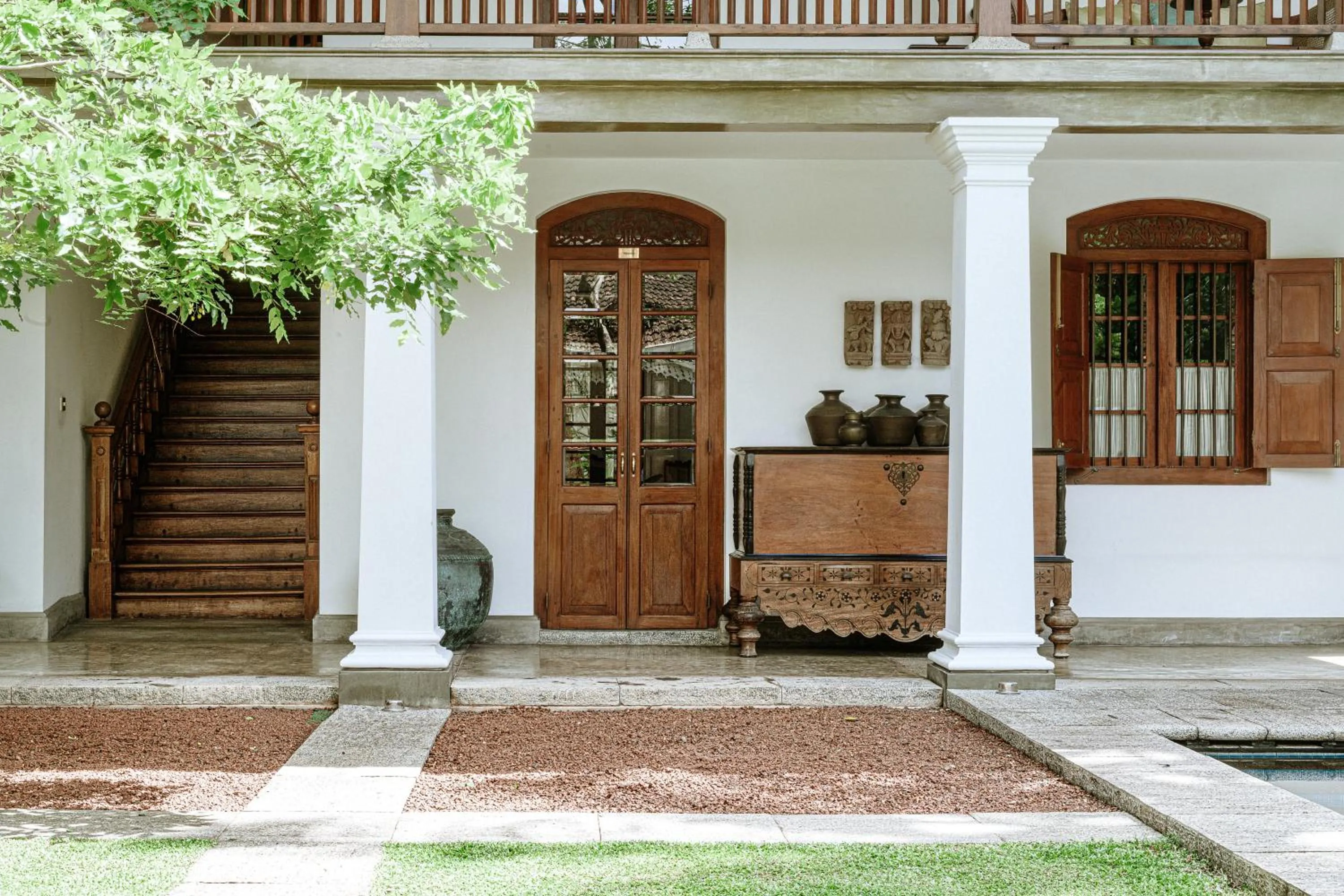 Property building in Maniumpathy Hotel