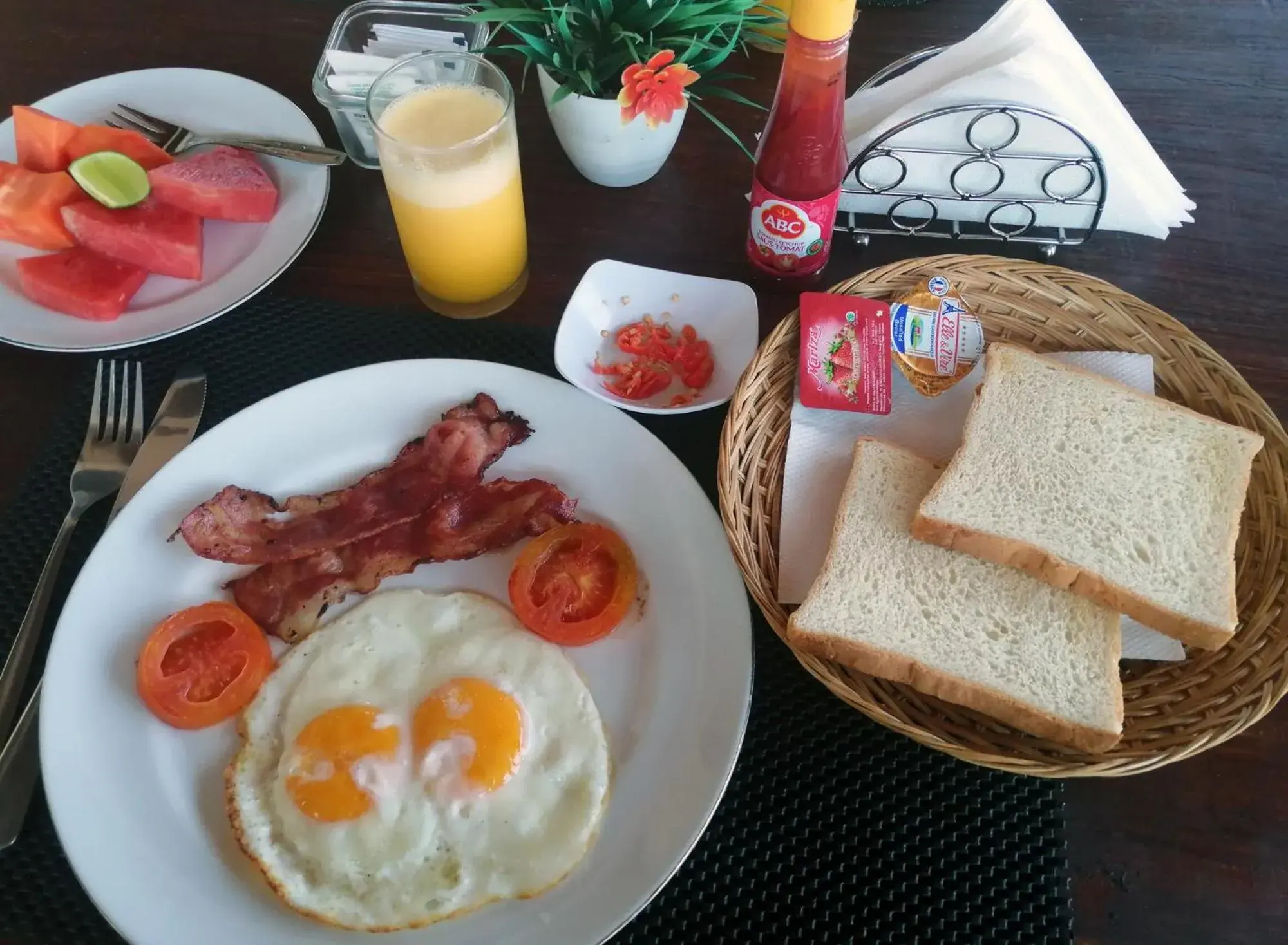 Breakfast in Ocean Villa Dive Resort - Tulamben Breakfast in Ocean Villa Dive Resort - Tulamben