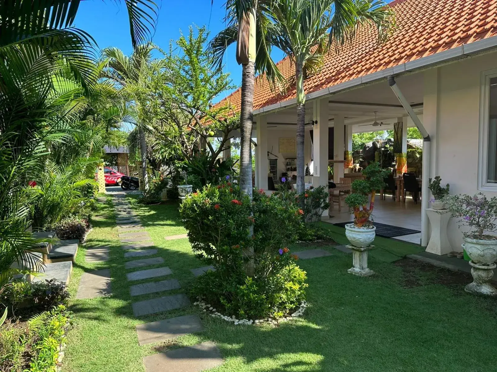 Property building in Ocean Villa Dive Resort - Tulamben Property building in Ocean Villa Dive Resort - Tulamben