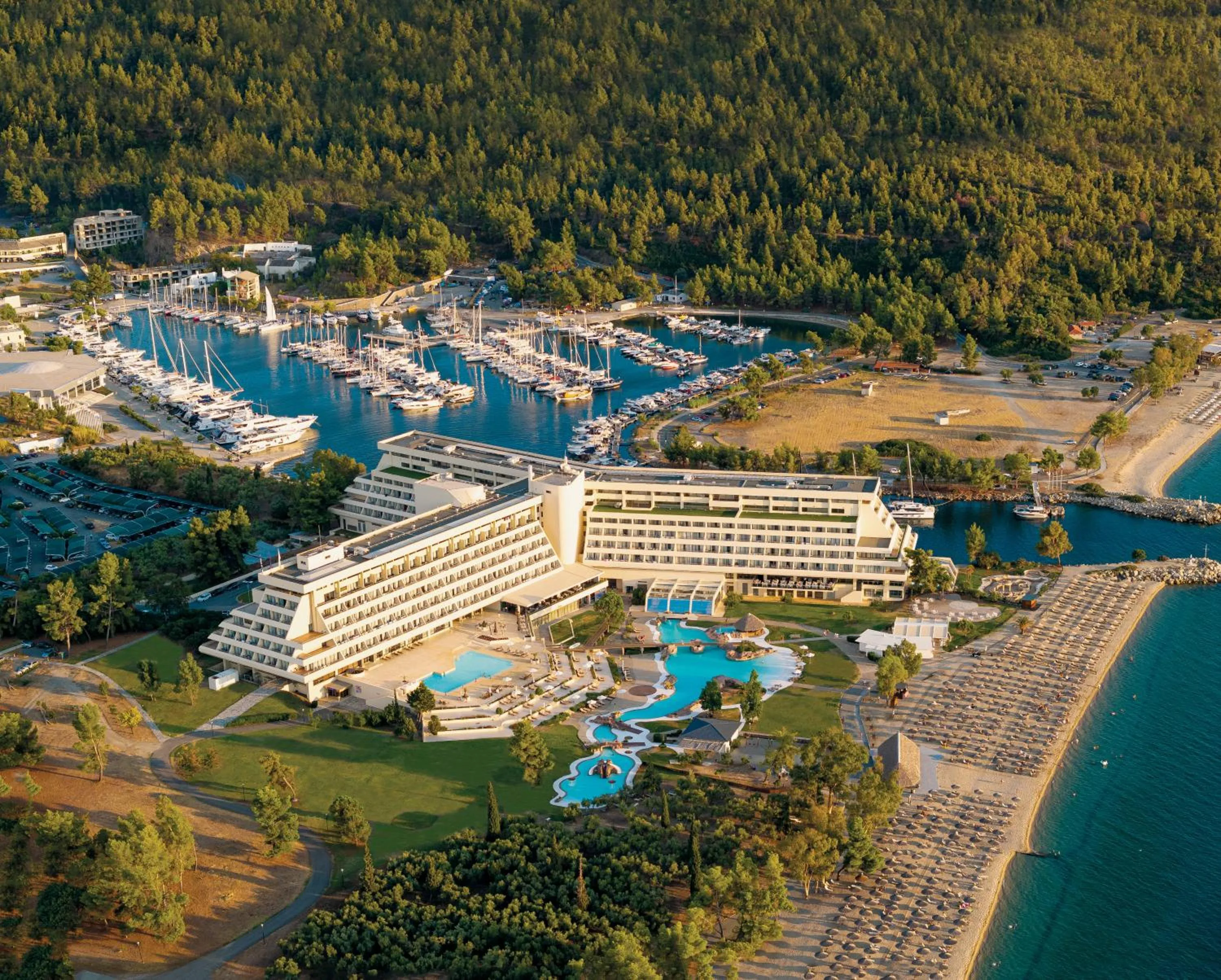 Property building in Porto Carras Meliton