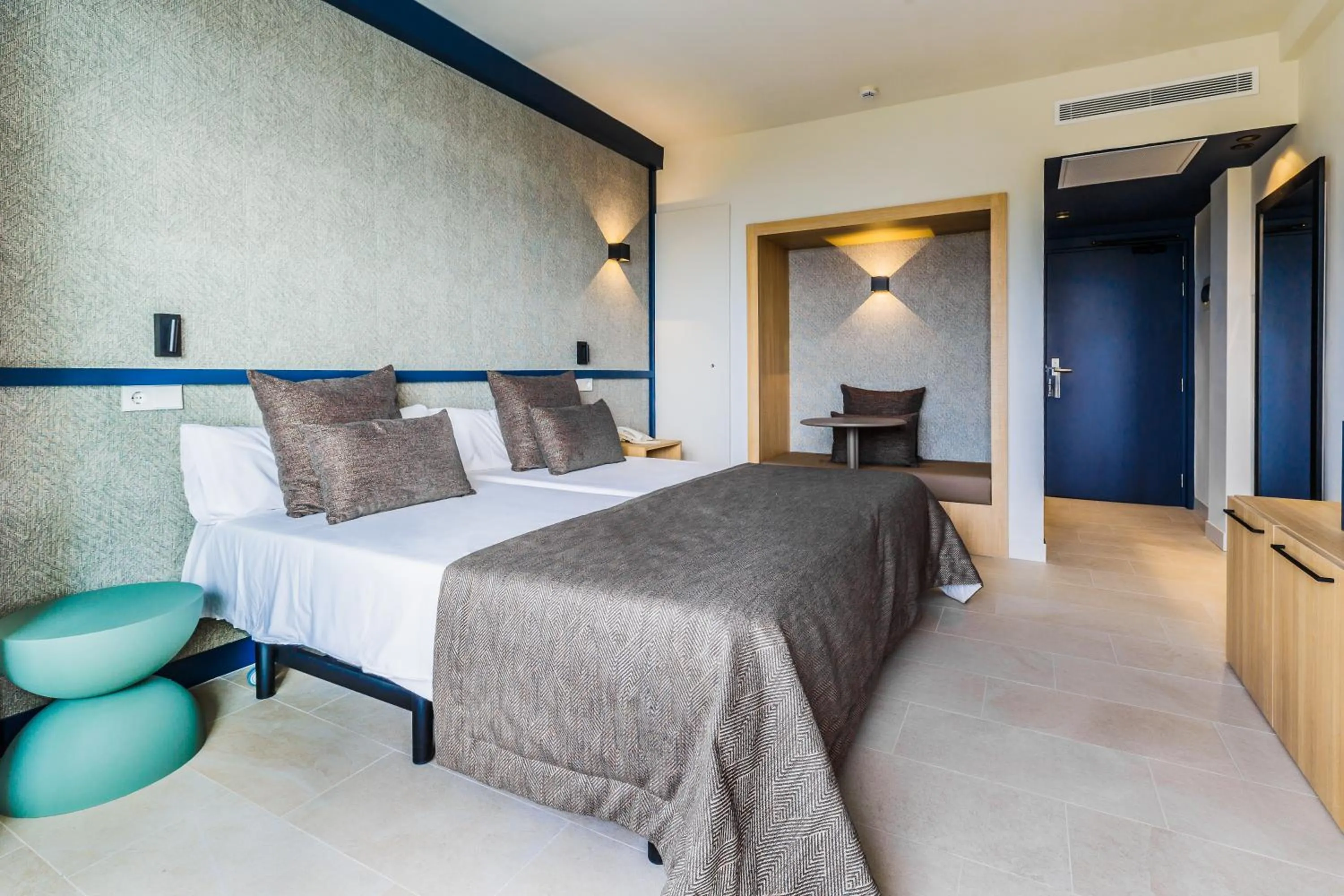 Bed in Cabot Pollensa Park Spa