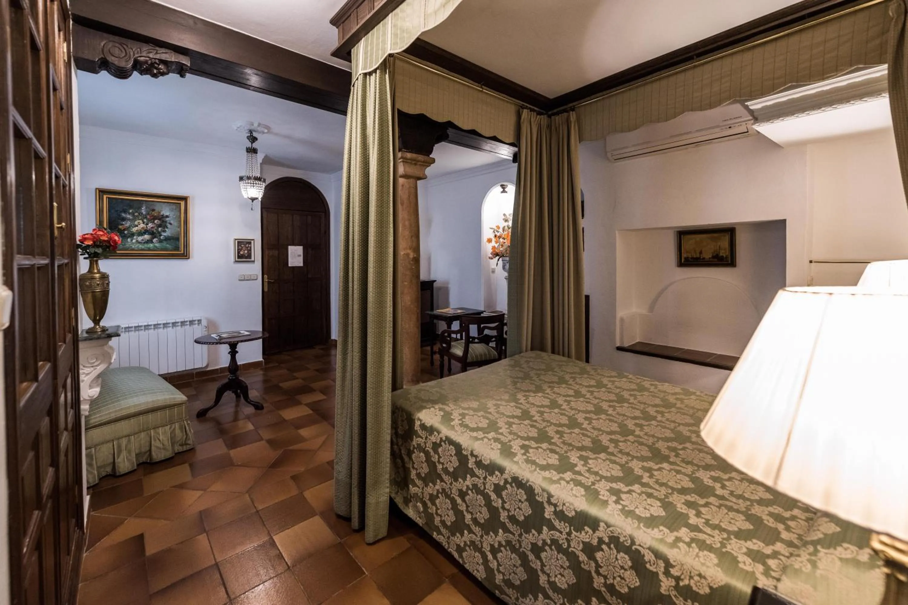 Bed in Hotel Soho Boutique Palacio San Gabriel