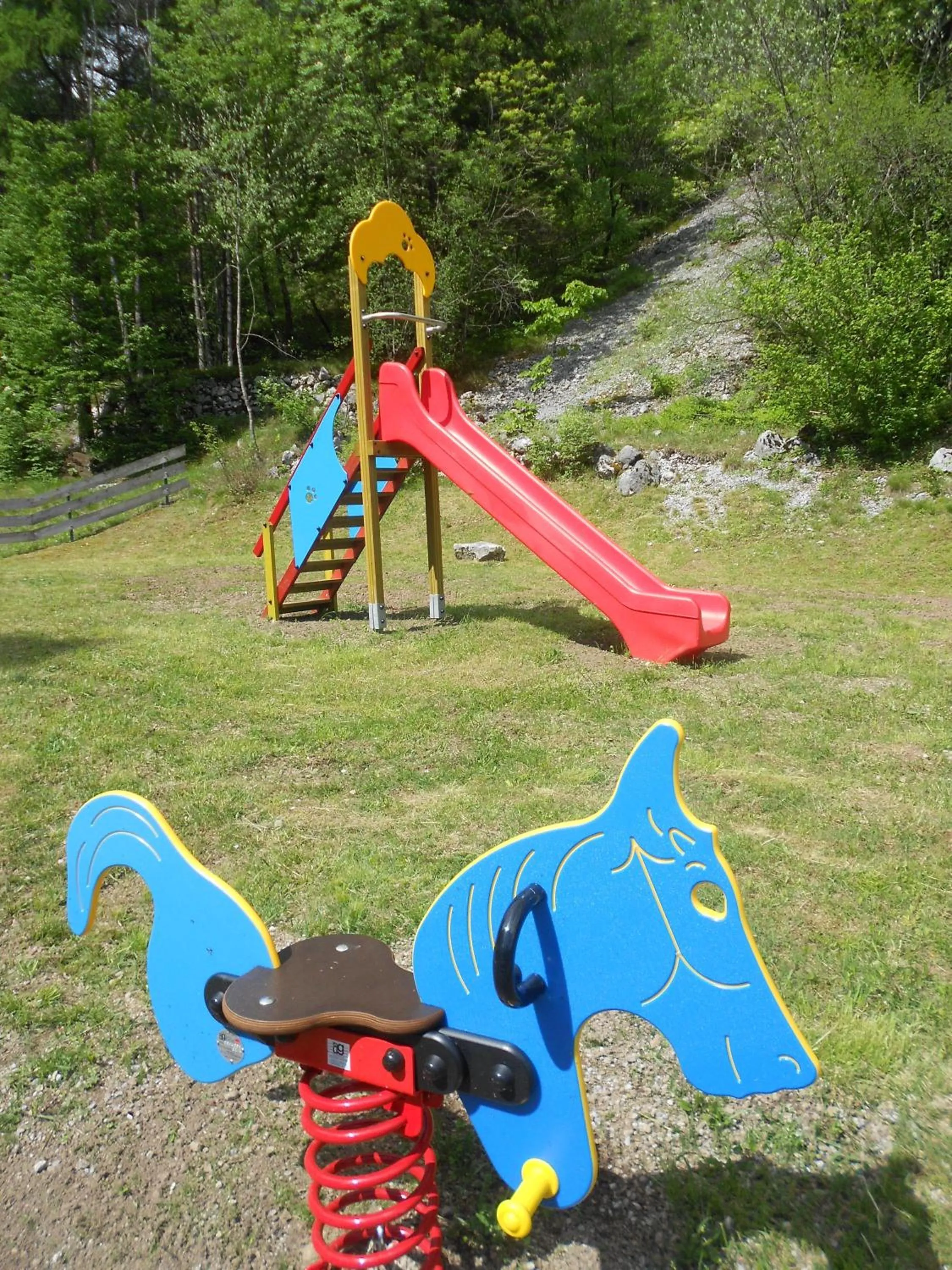 Area and facilities in Garni Lago Nembia