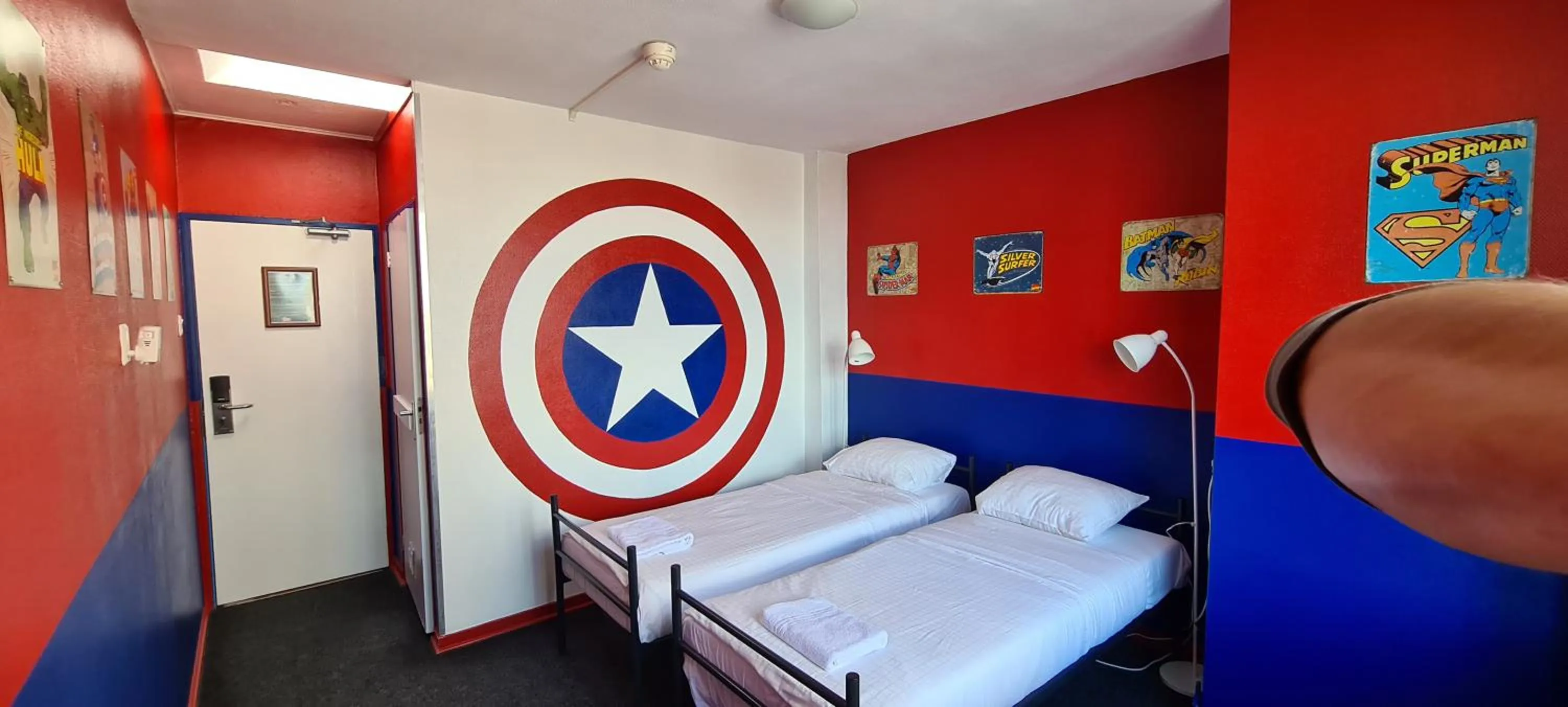 Bed in The Flying Pig Beach Hostel Age 18 to 40
