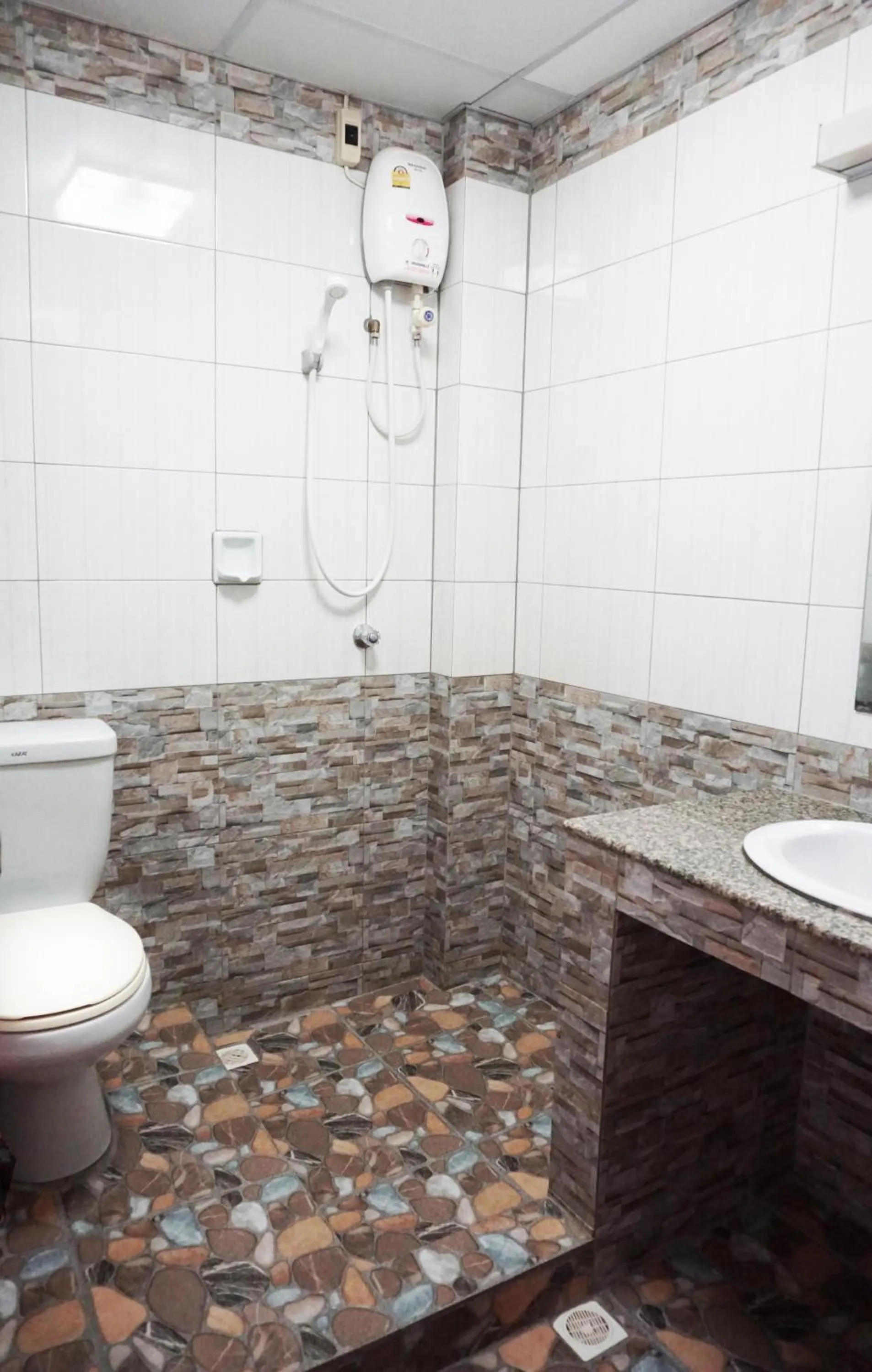 Bathroom in Sureena Hotel