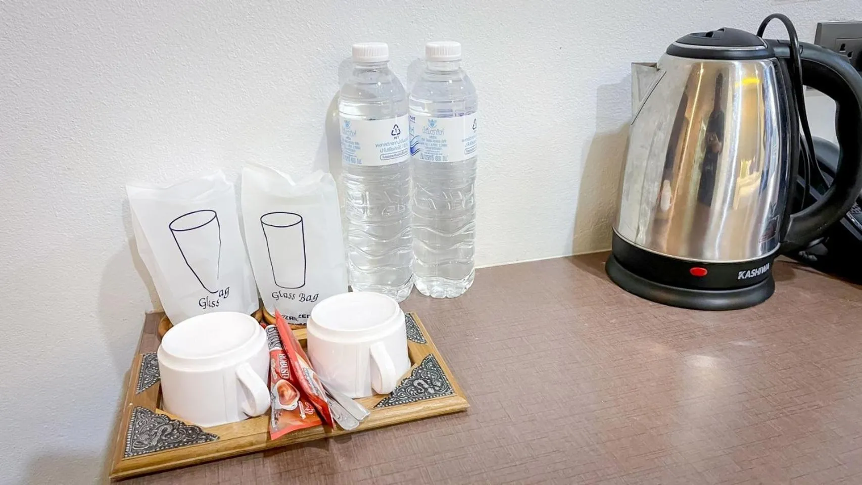 Coffee/tea facilities in The S.G Hotel